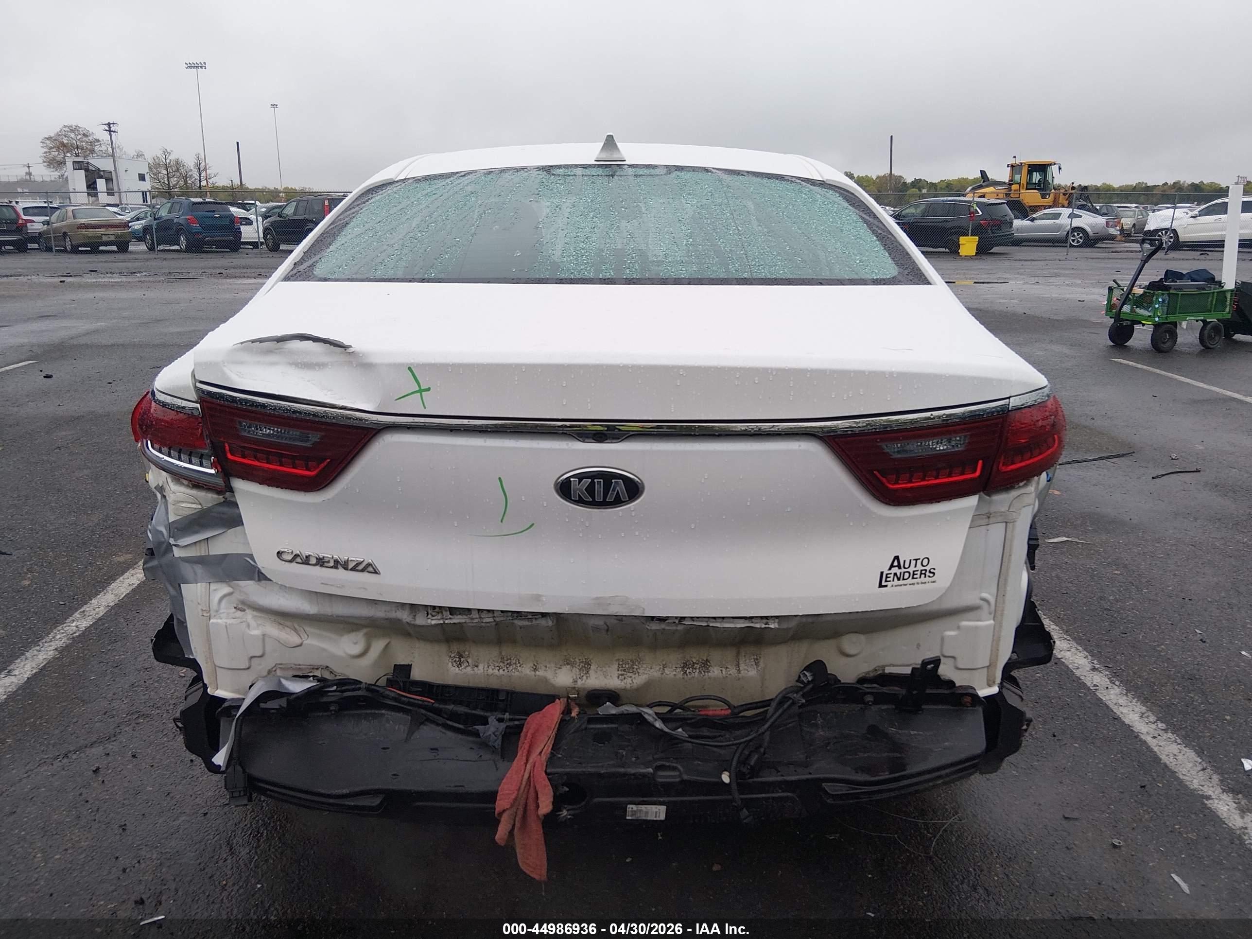 KIA CADENZA image 6