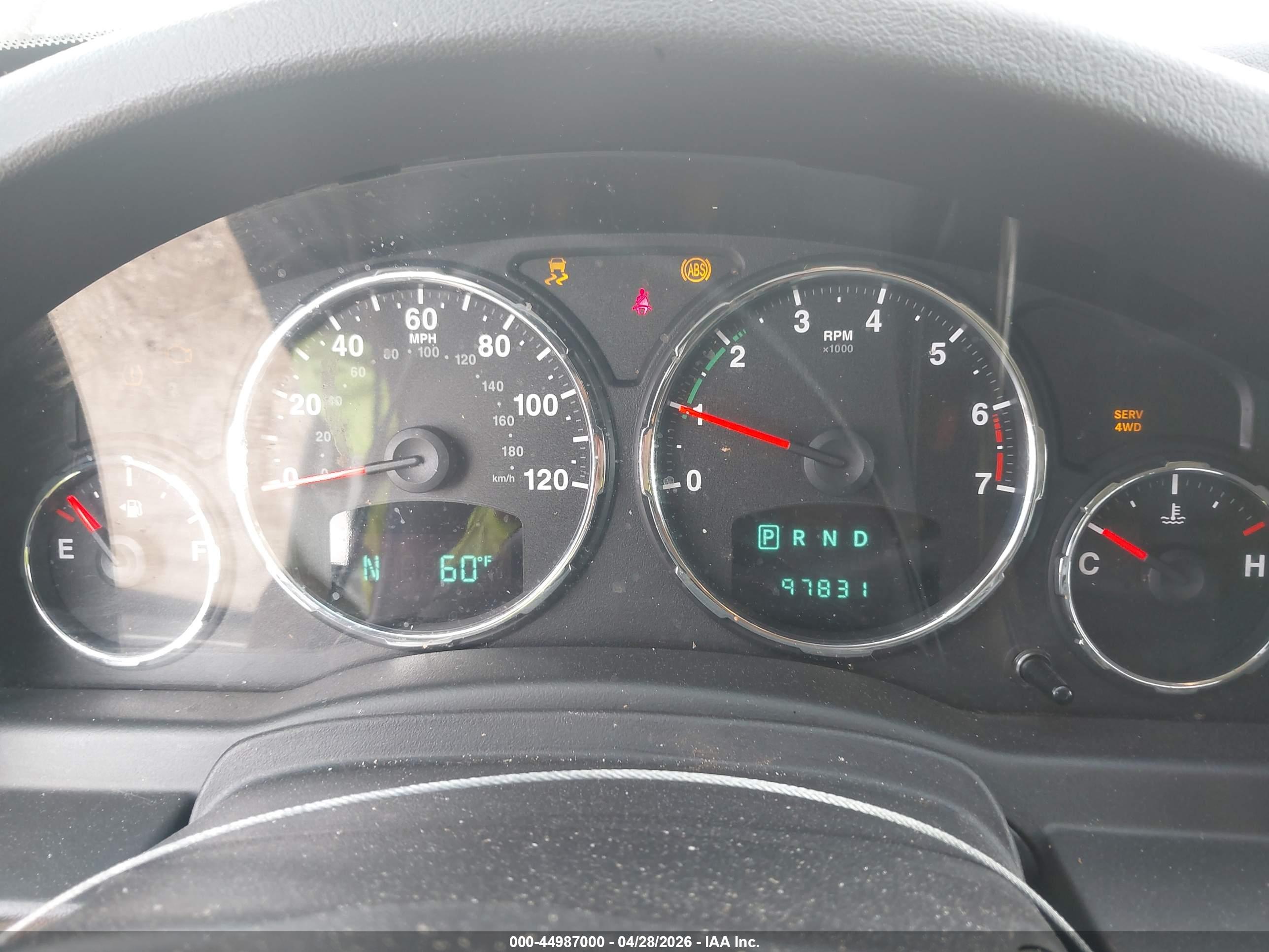 JEEP LIBERTY image 7