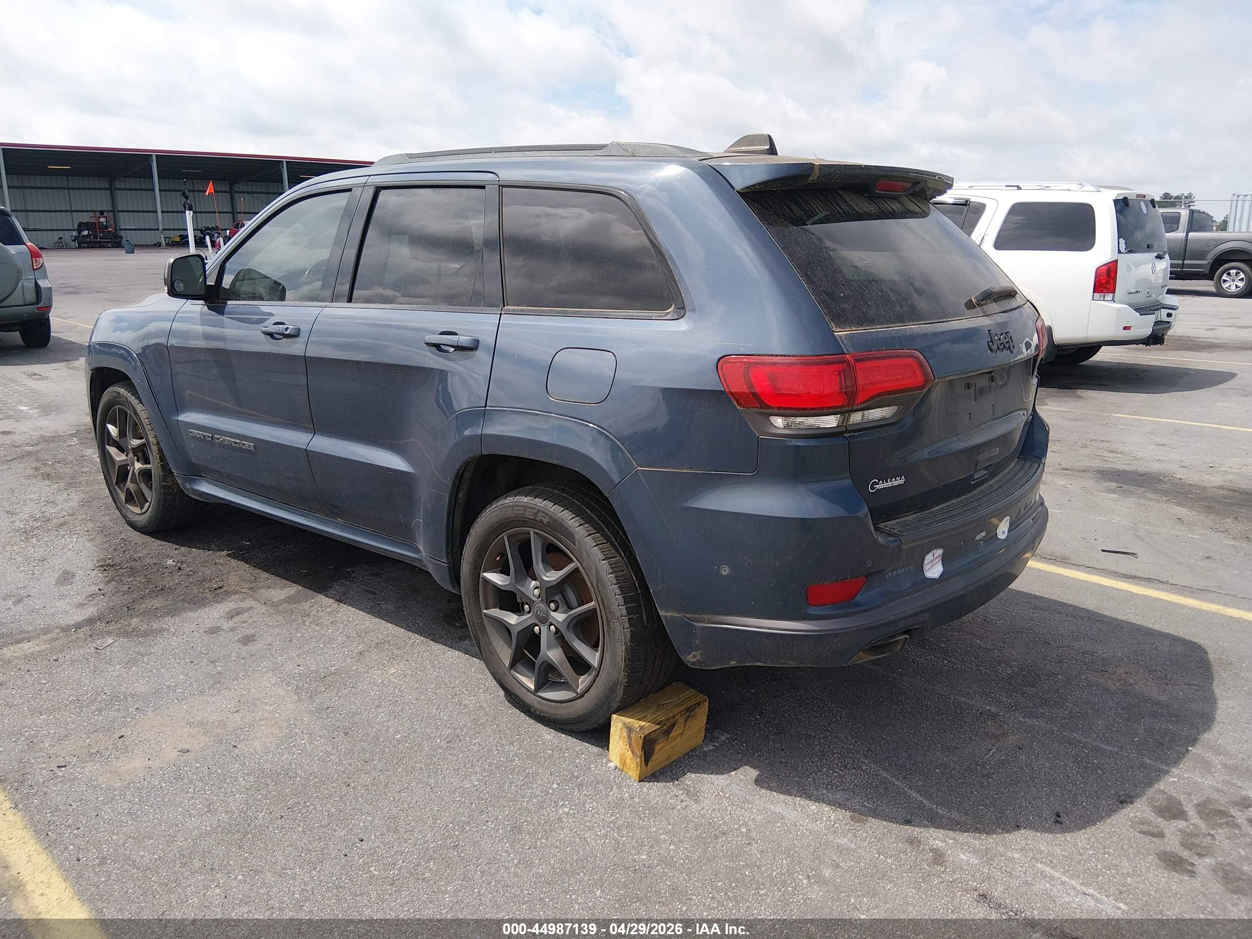 JEEP GRAND image 3