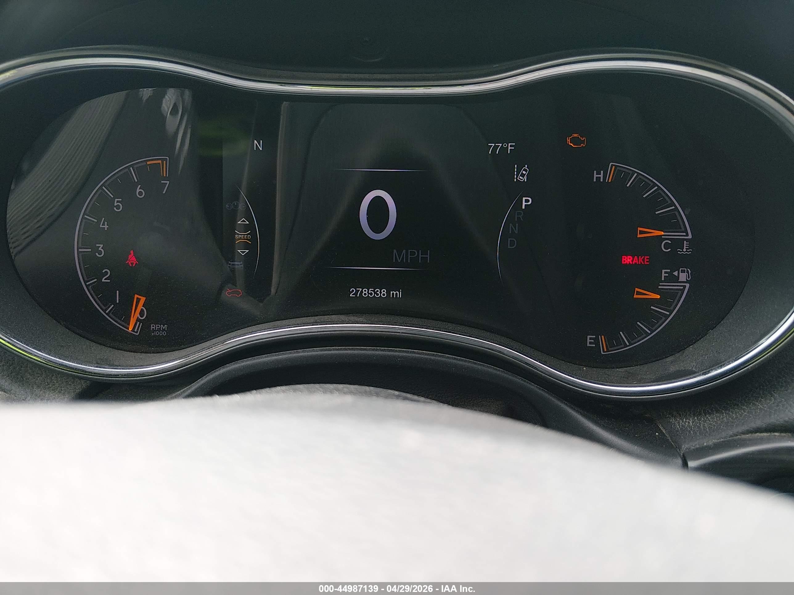 JEEP GRAND image 7