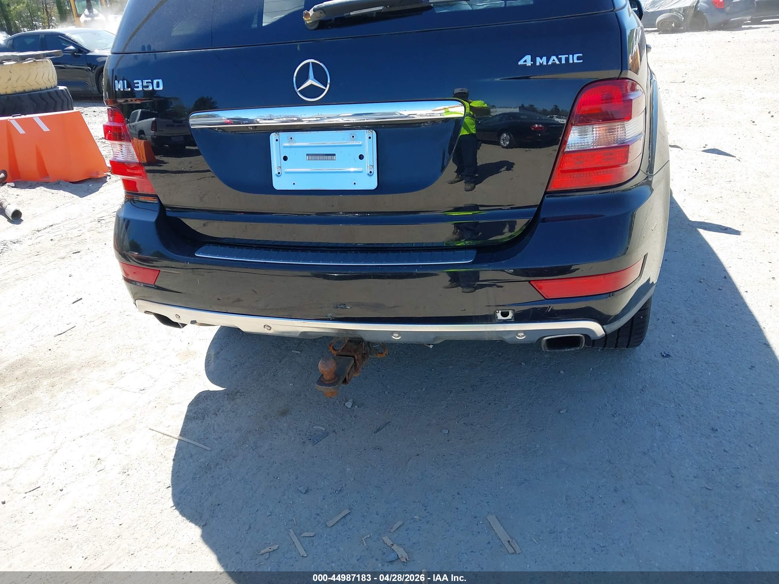 MERCEDES-BENZ ML image 6