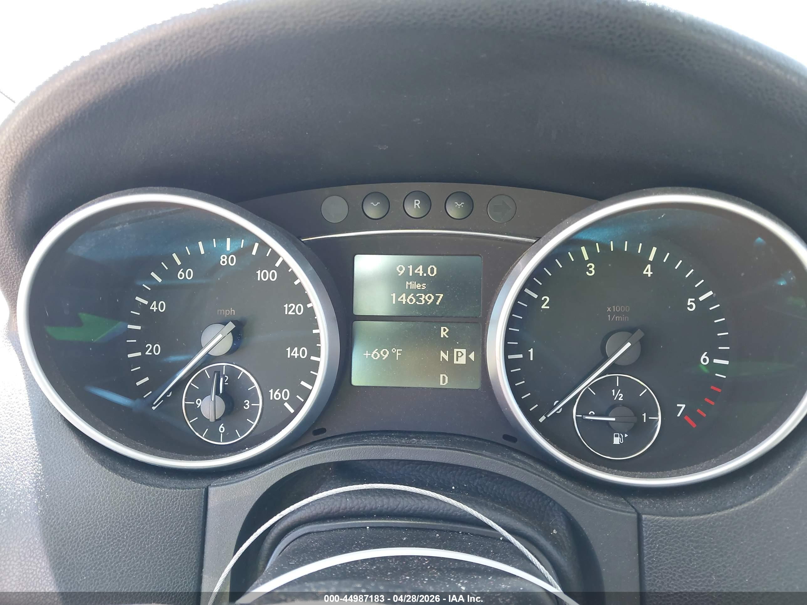 MERCEDES-BENZ ML image 7