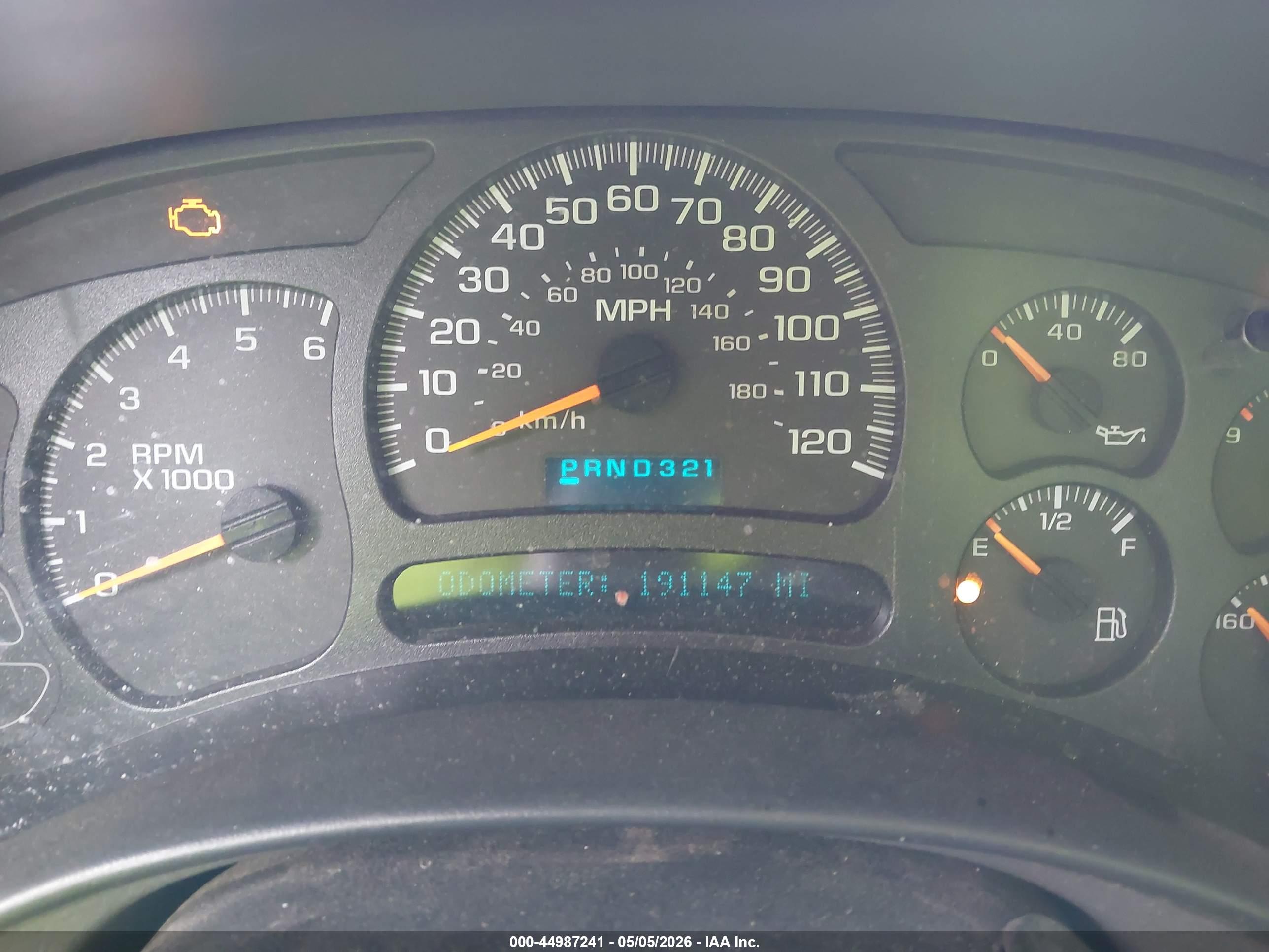 GMC YUKON image 7