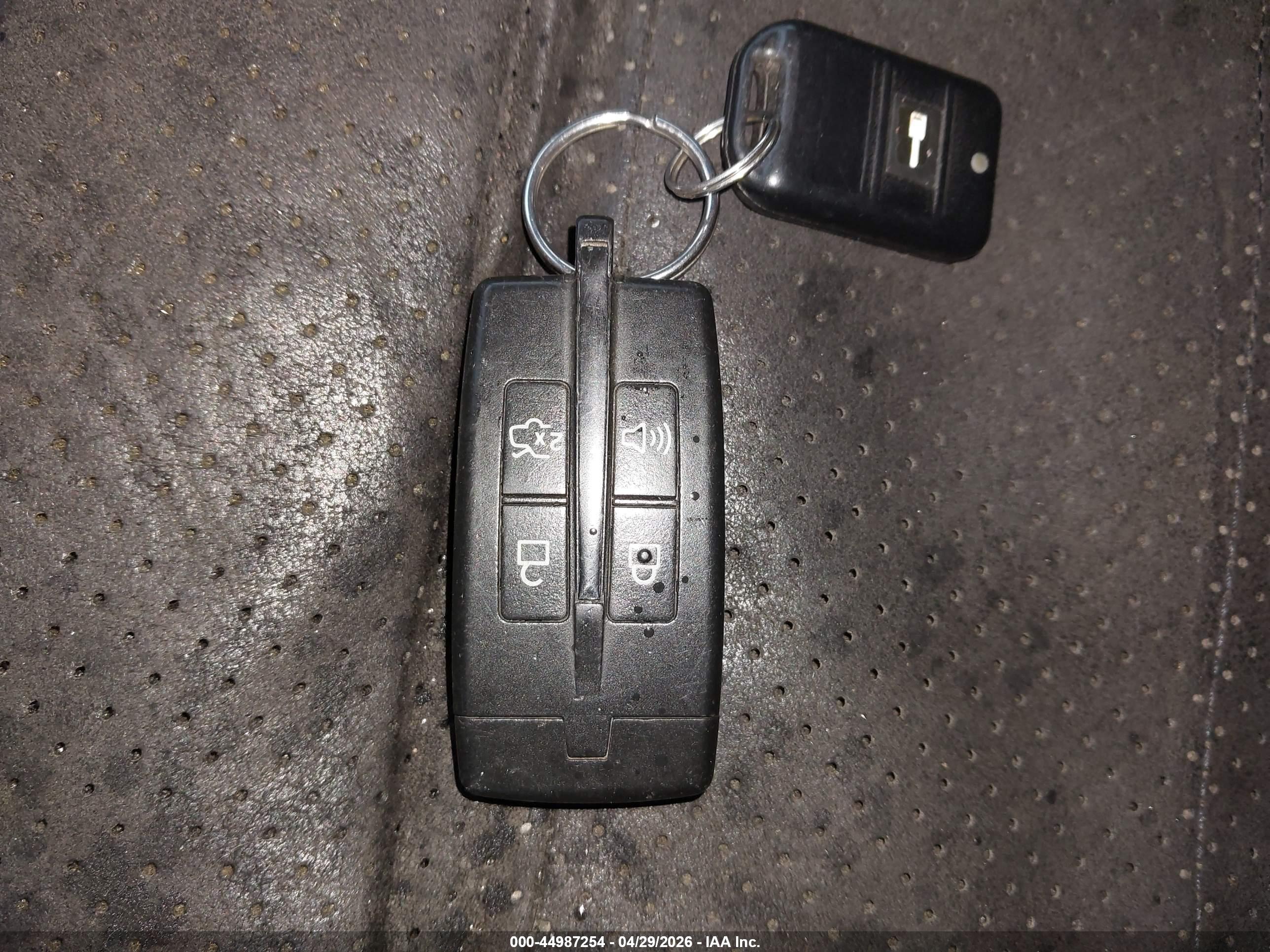 FORD TAURUS image 11