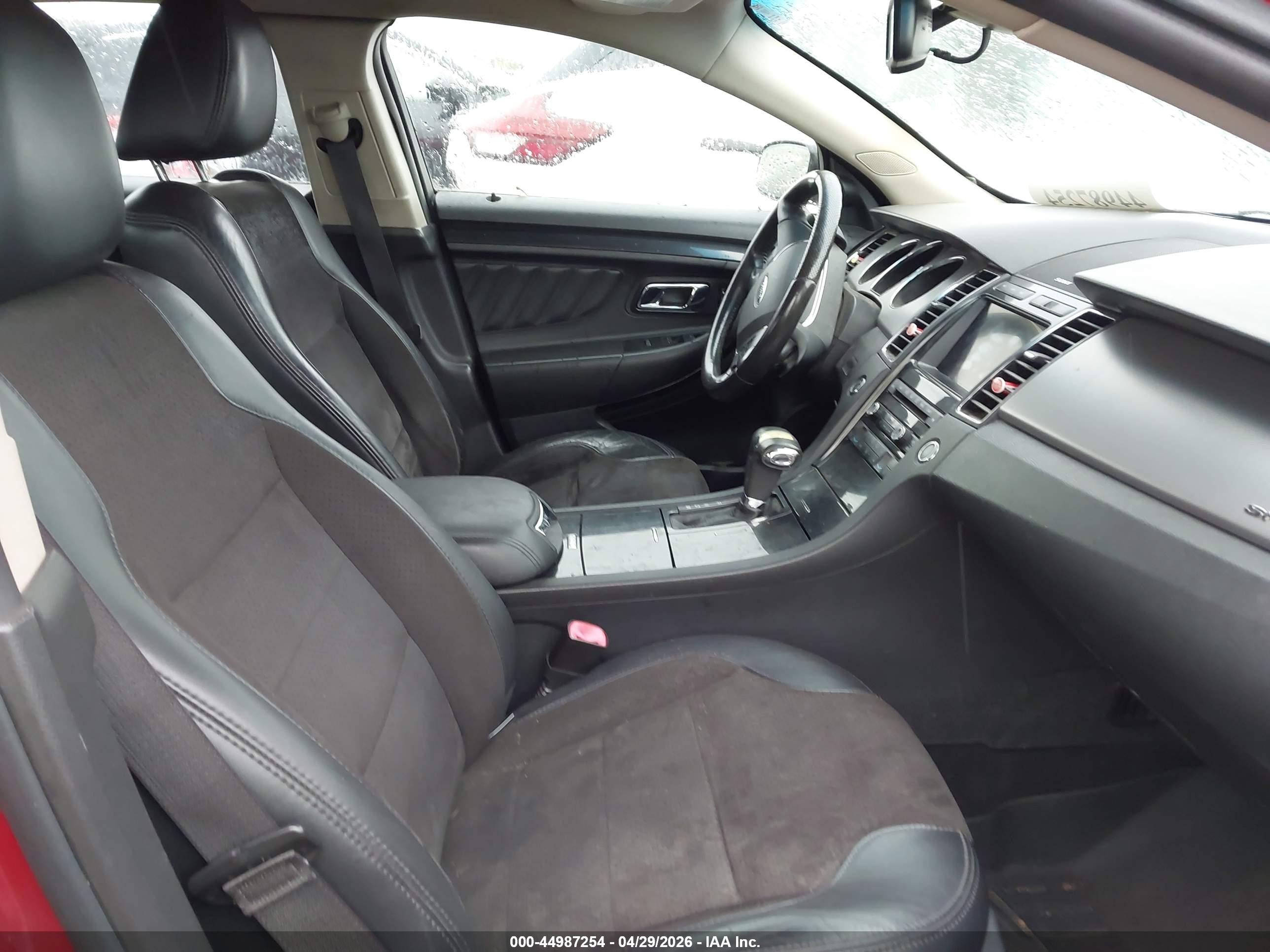 FORD TAURUS image 5