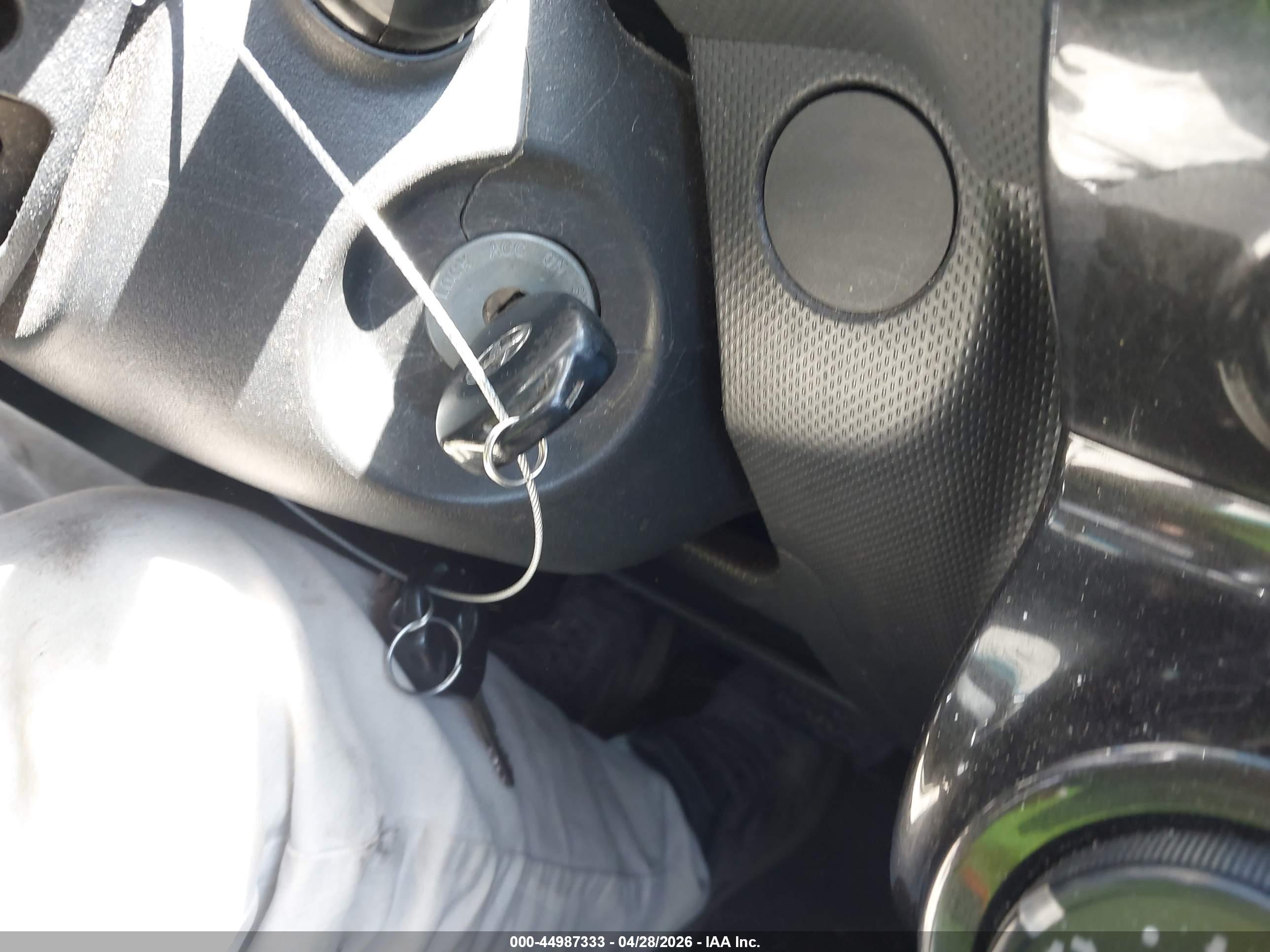 SCION XD image 11