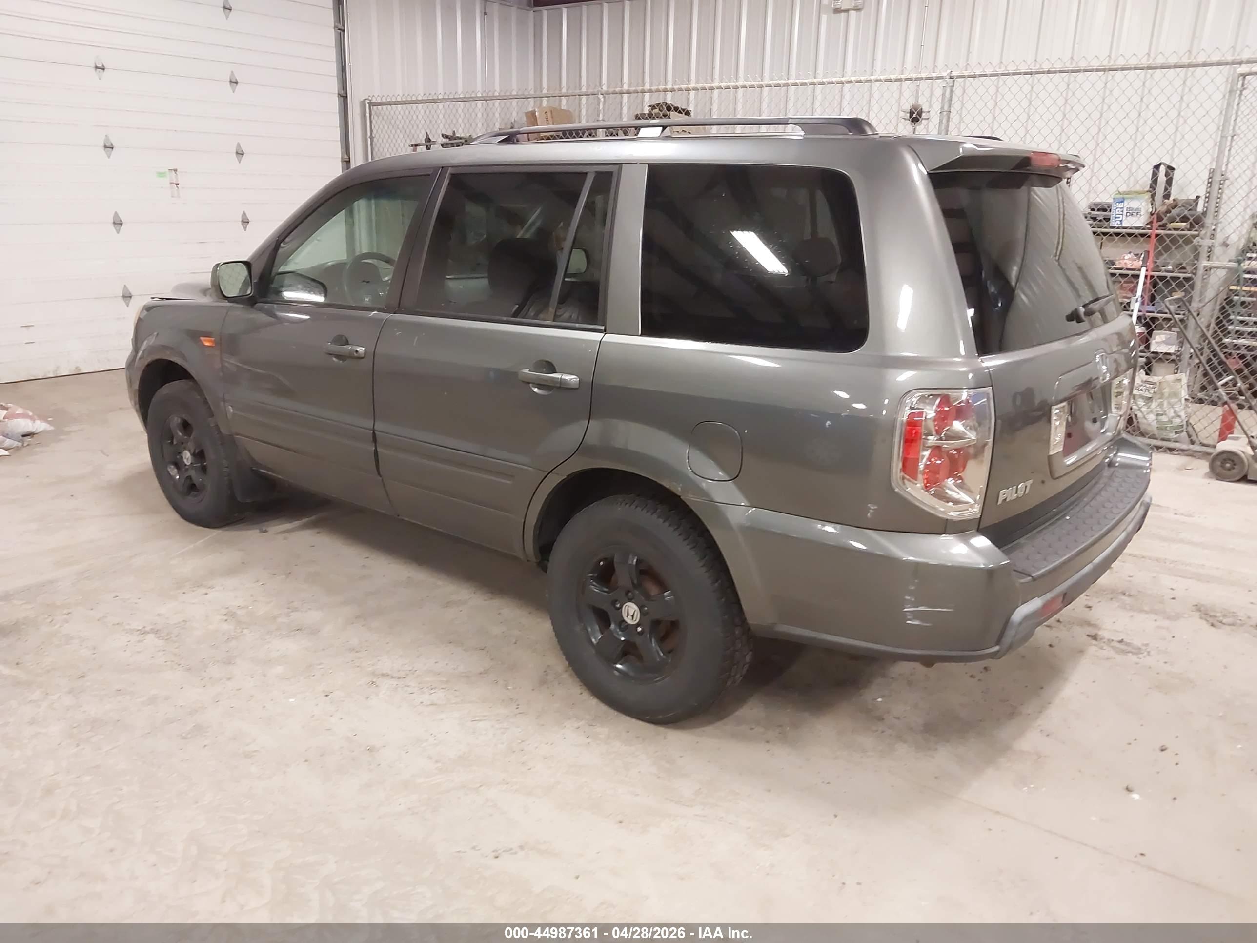 HONDA PILOT image 3