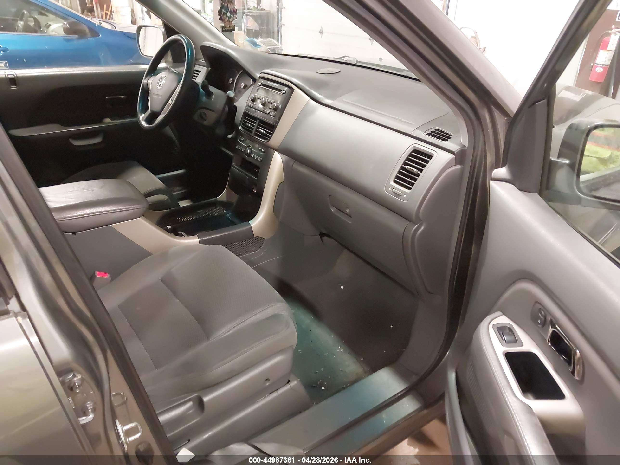 HONDA PILOT image 5