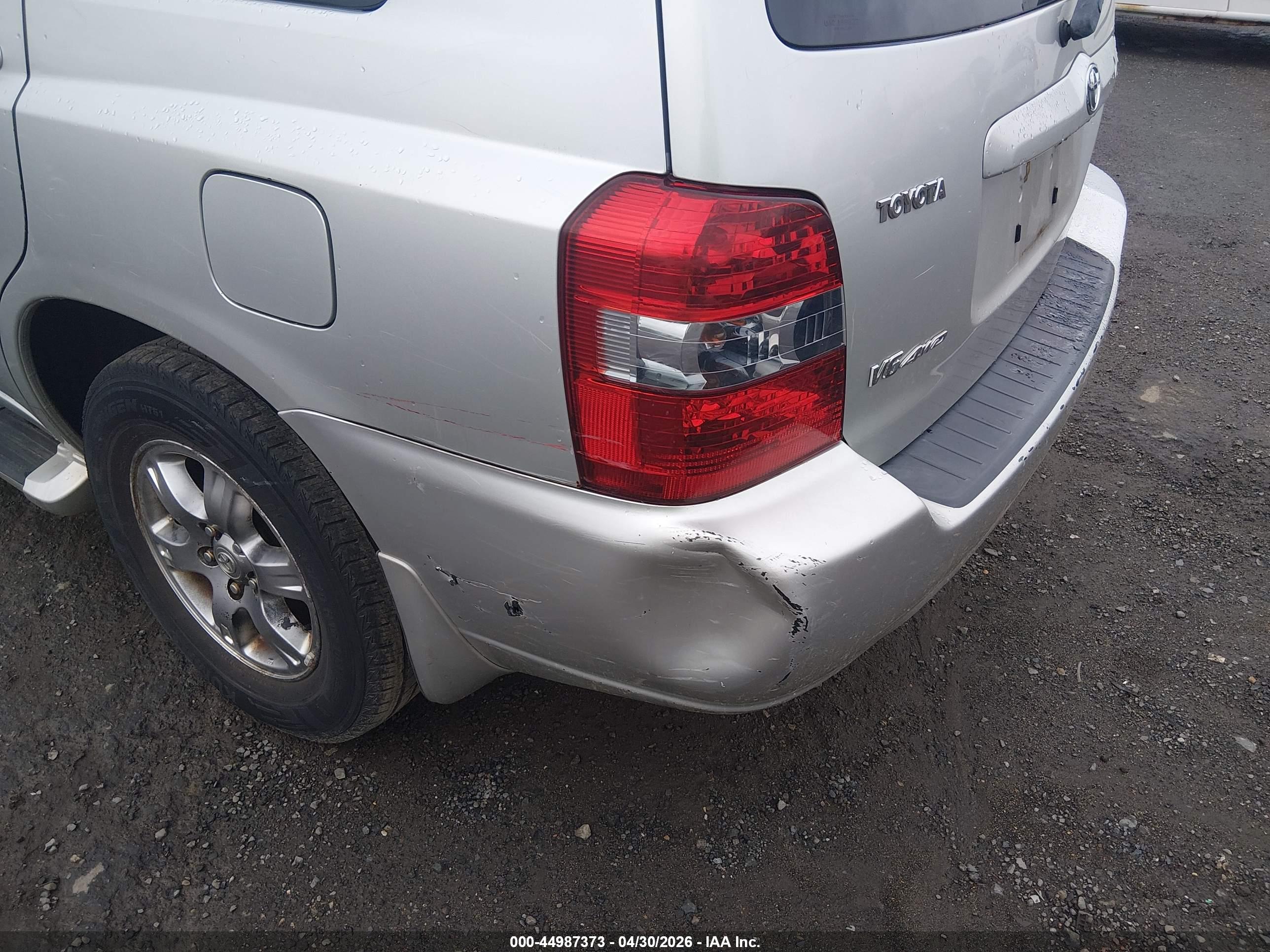 TOYOTA HIGHLANDER image 6