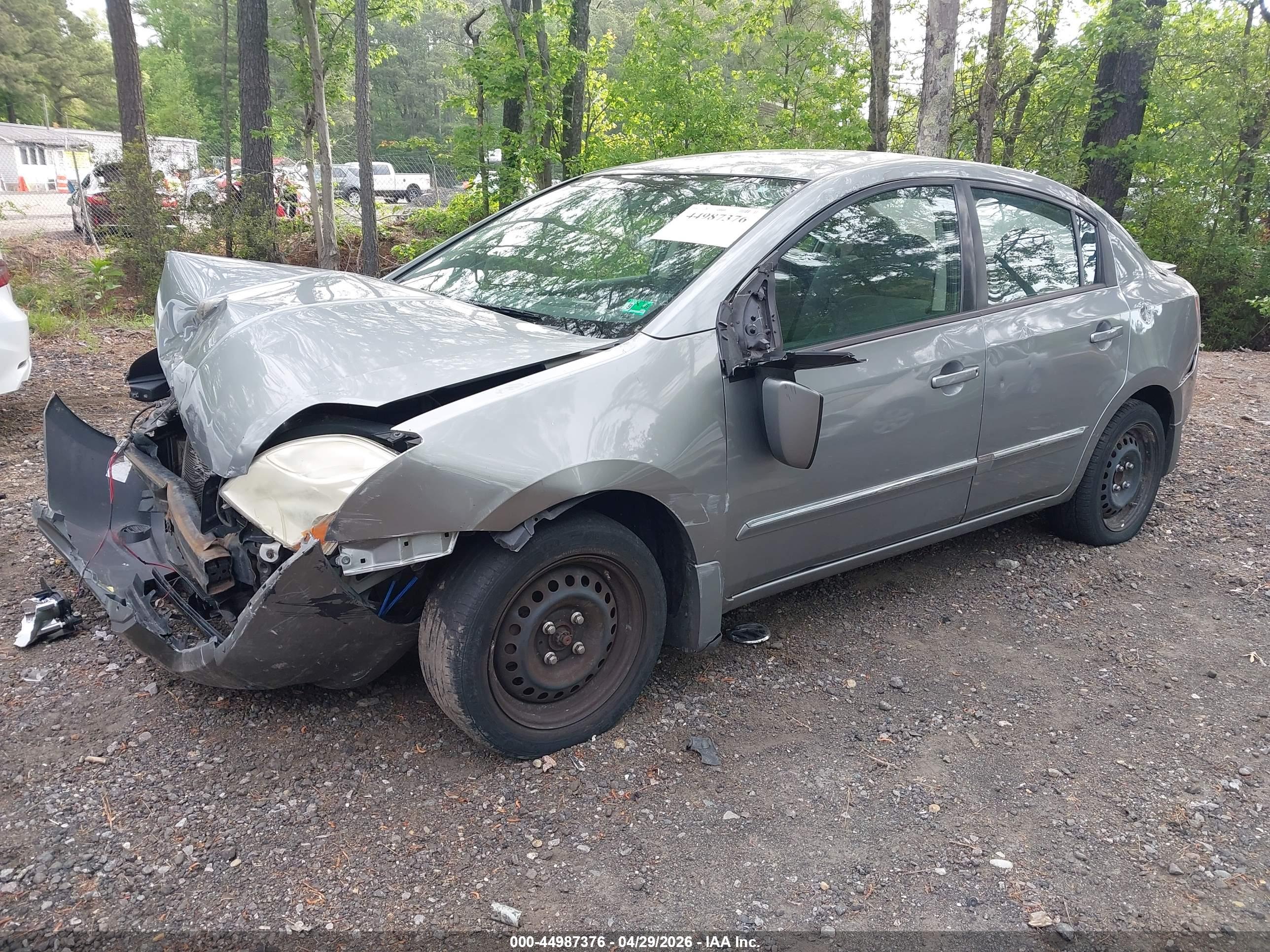 NISSAN SENTRA image 2