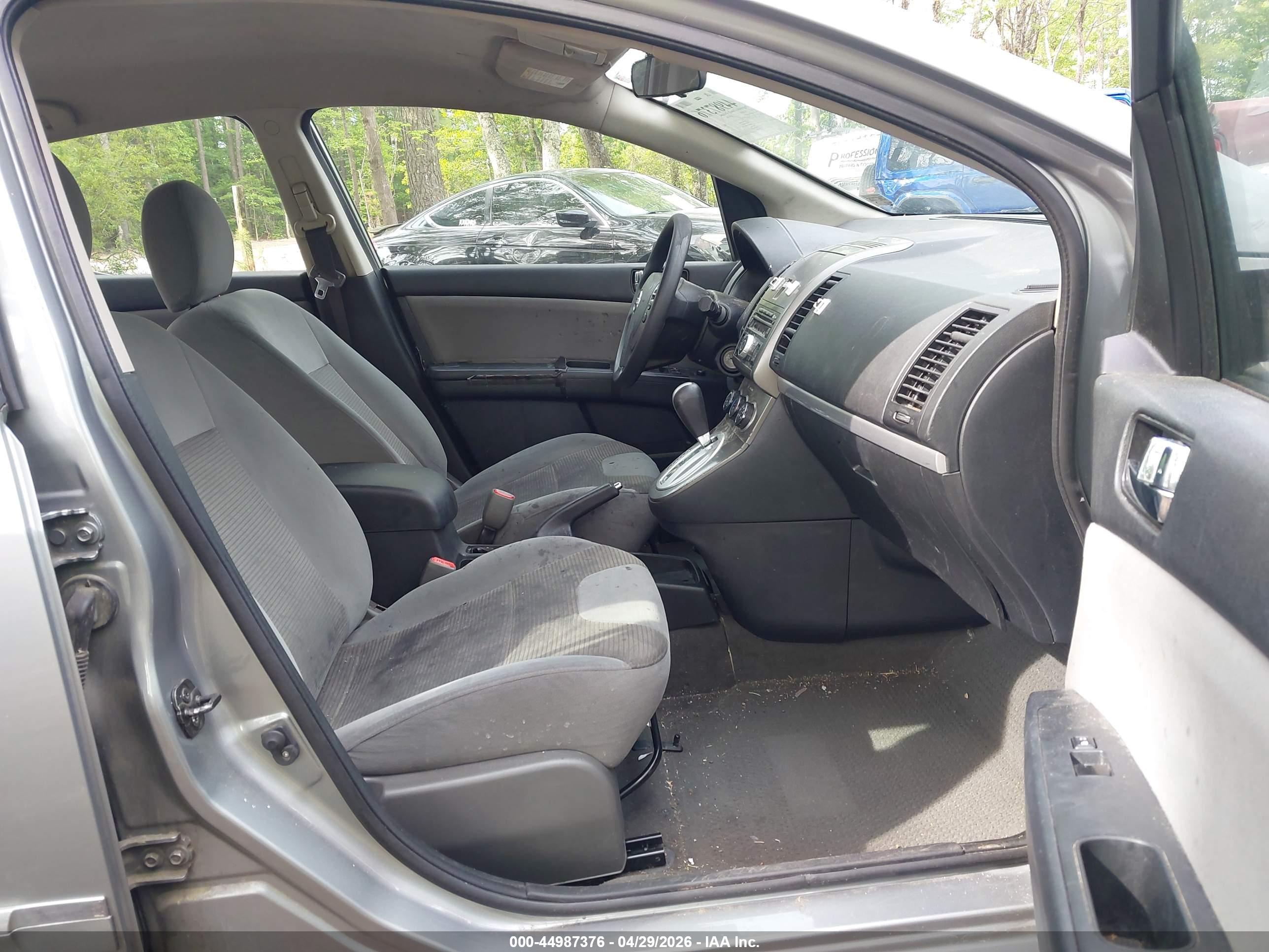 NISSAN SENTRA image 5
