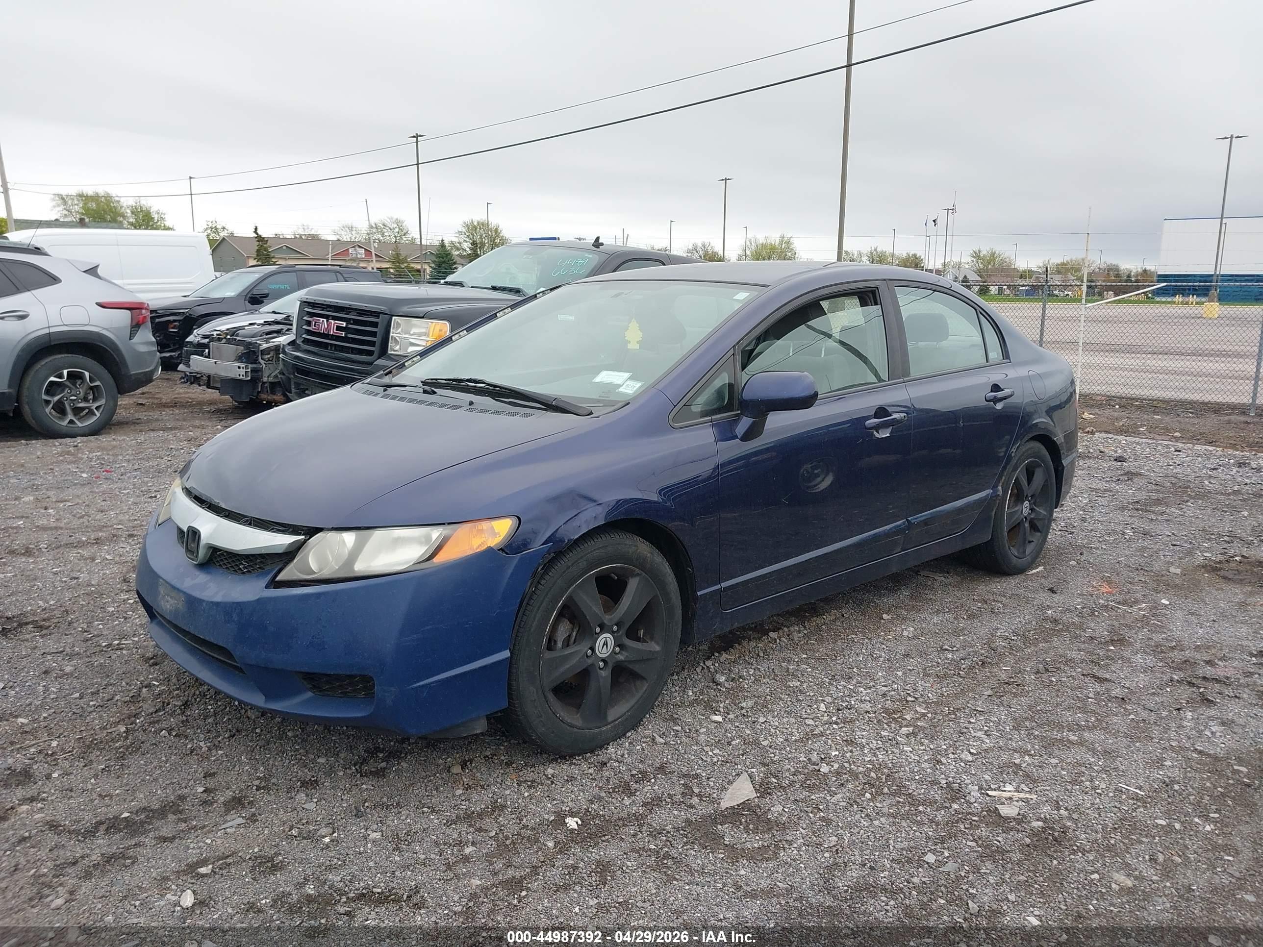 HONDA CIVIC image 2