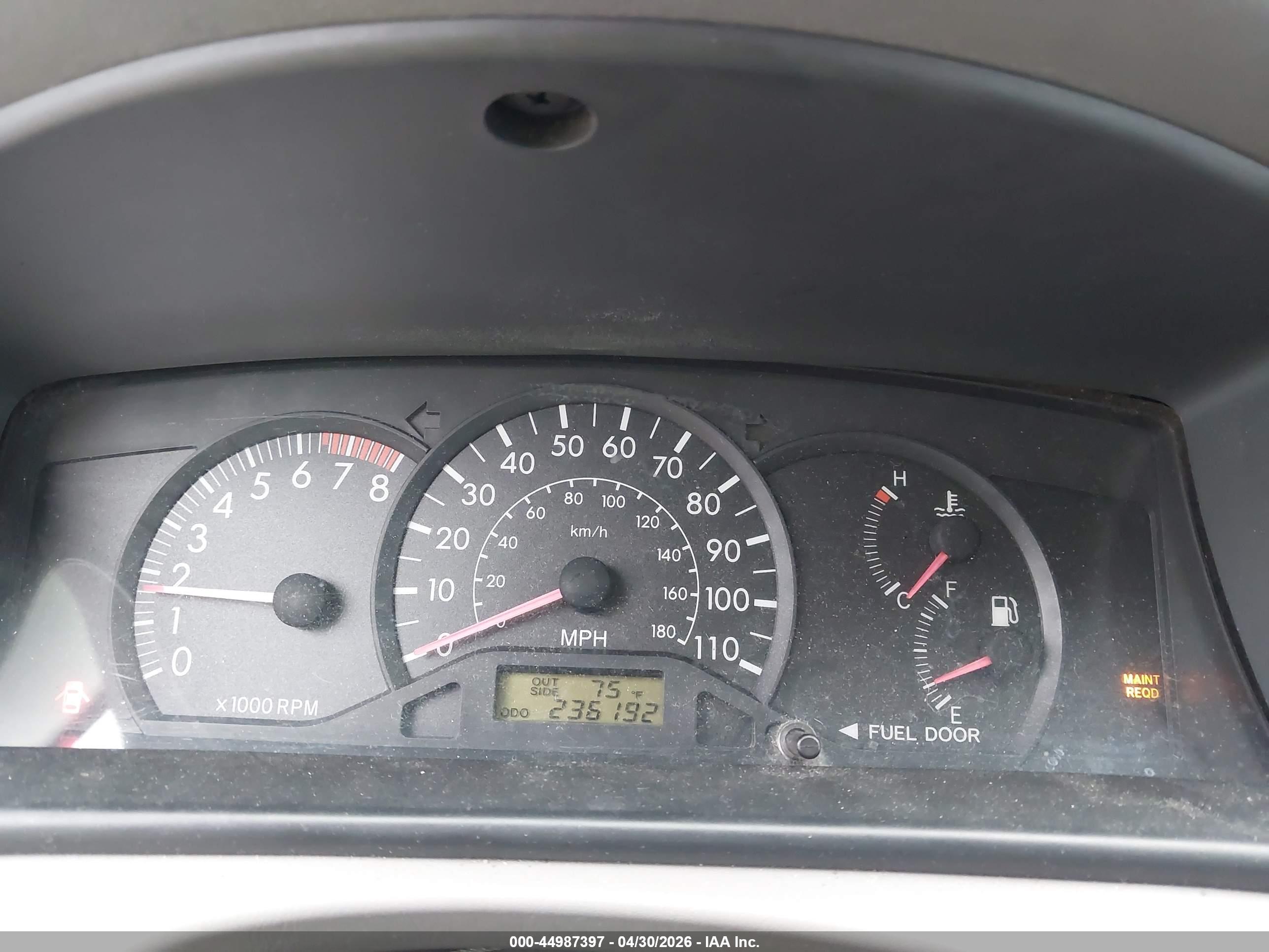 TOYOTA COROLLA image 7