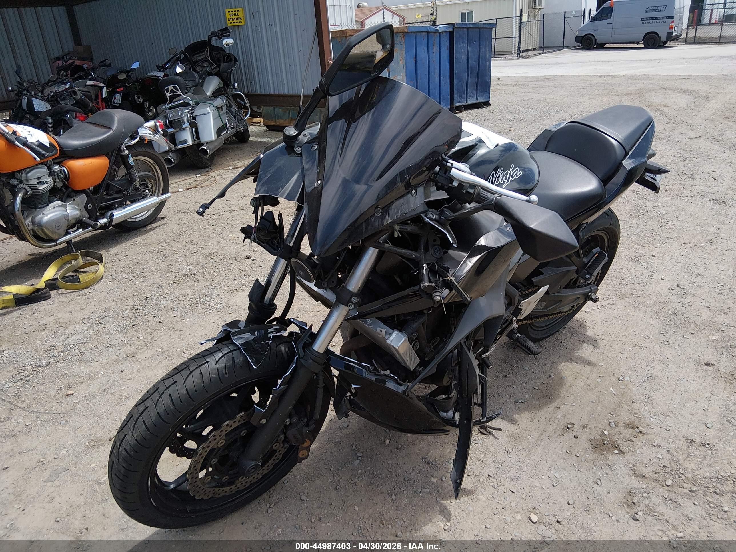 KAWASAKI EX650 image 2