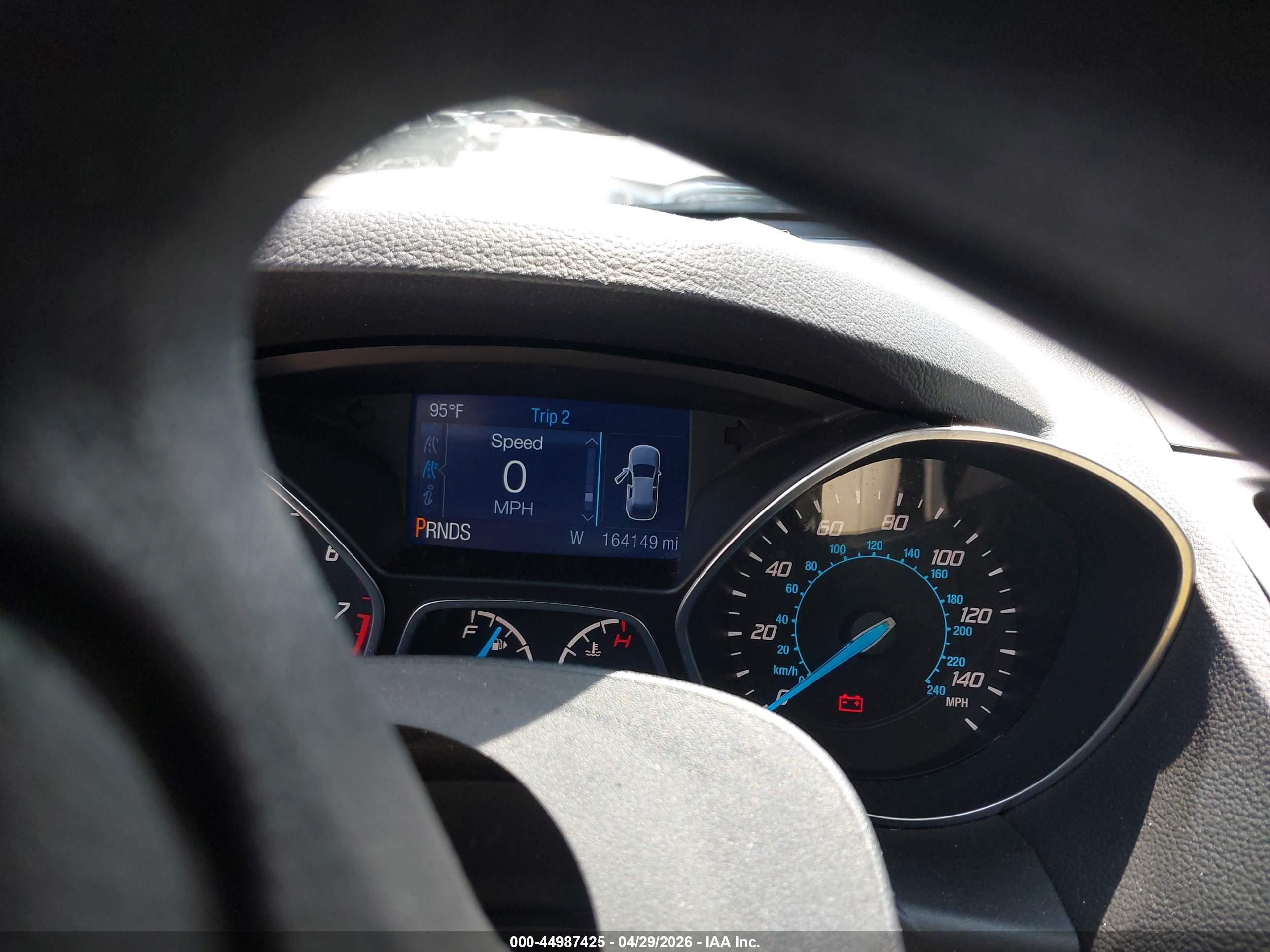 FORD ESCAPE image 7