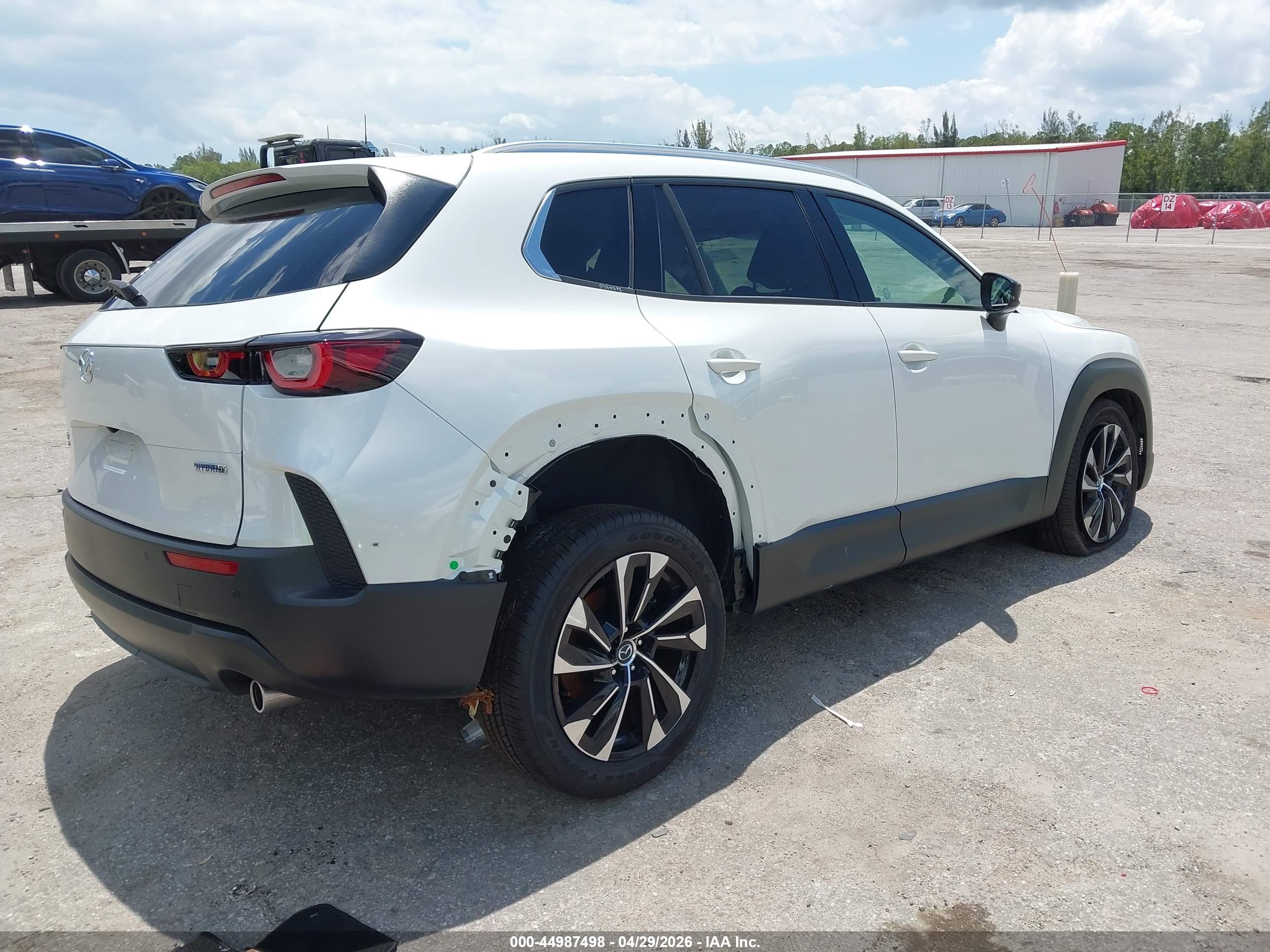 MAZDA CX-50 image 4