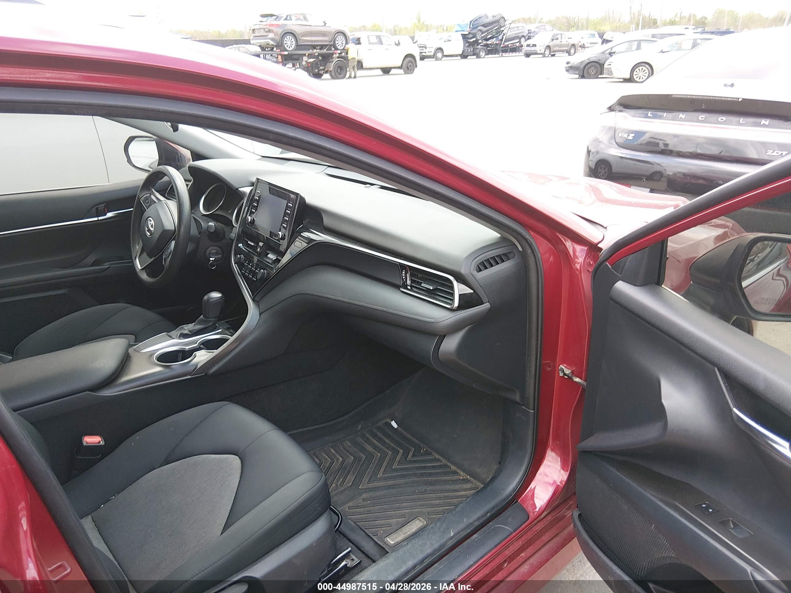 TOYOTA CAMRY image 5