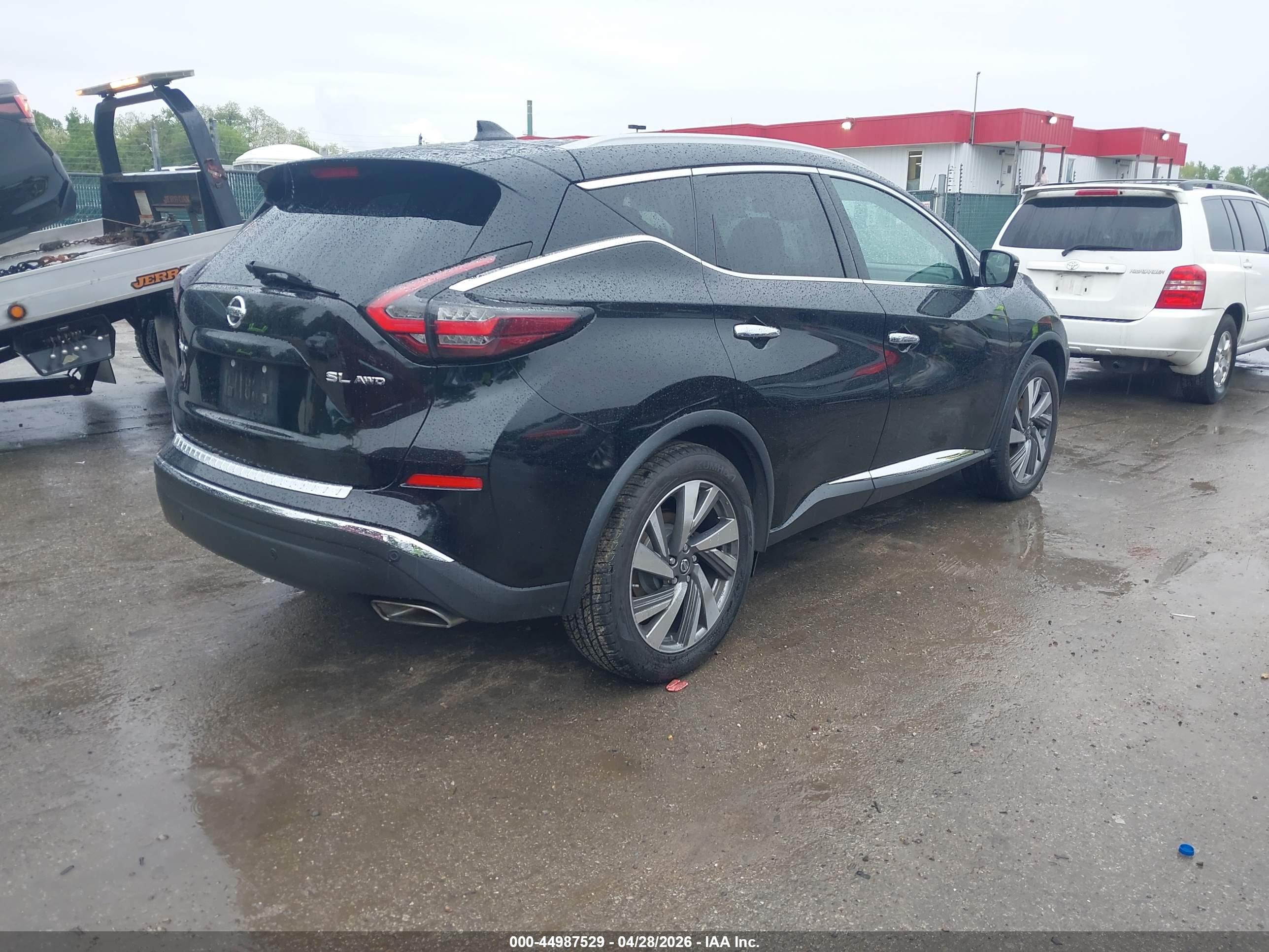 NISSAN MURANO image 4