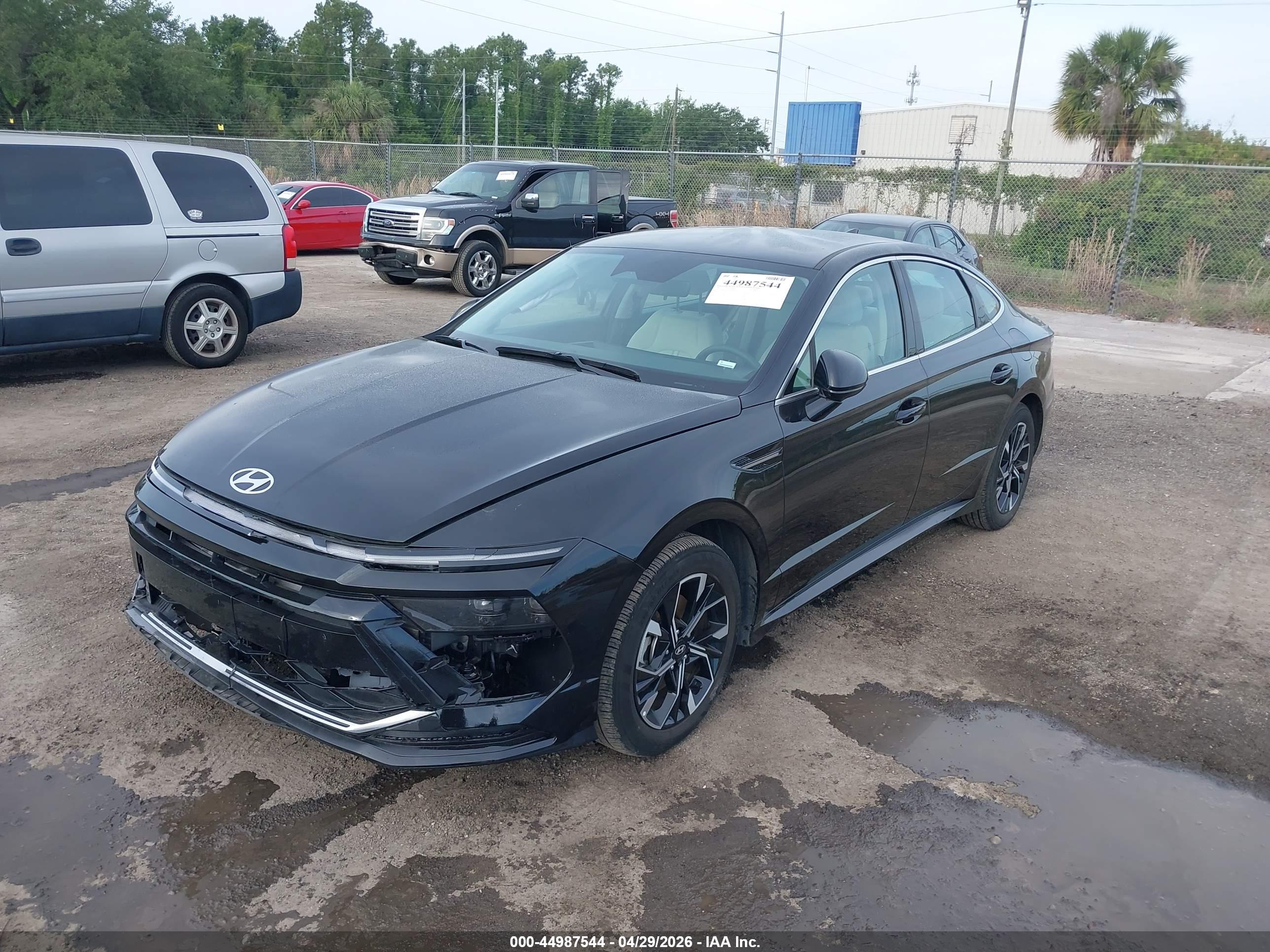HYUNDAI SONATA image 2