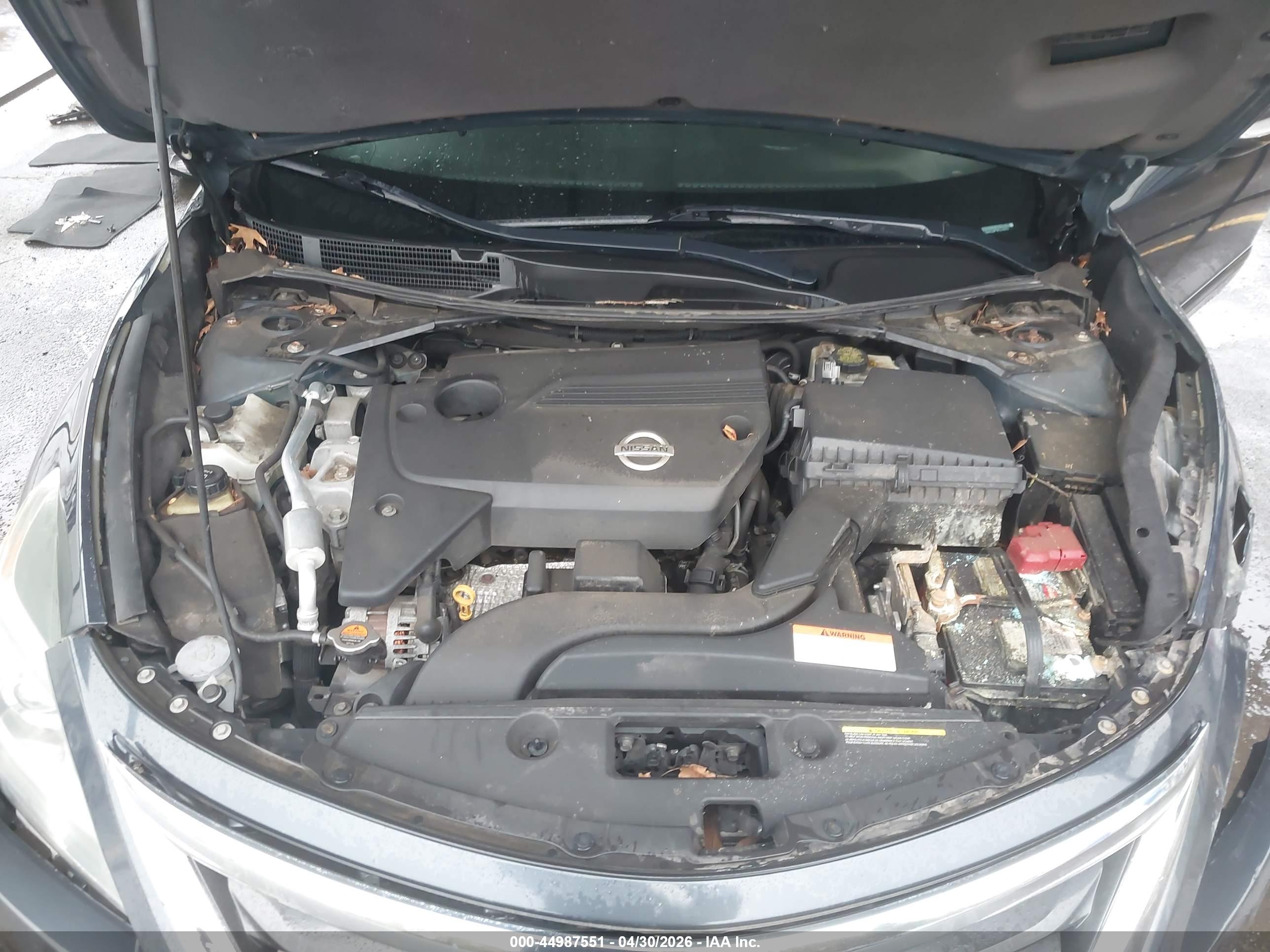 NISSAN ALTIMA image 10