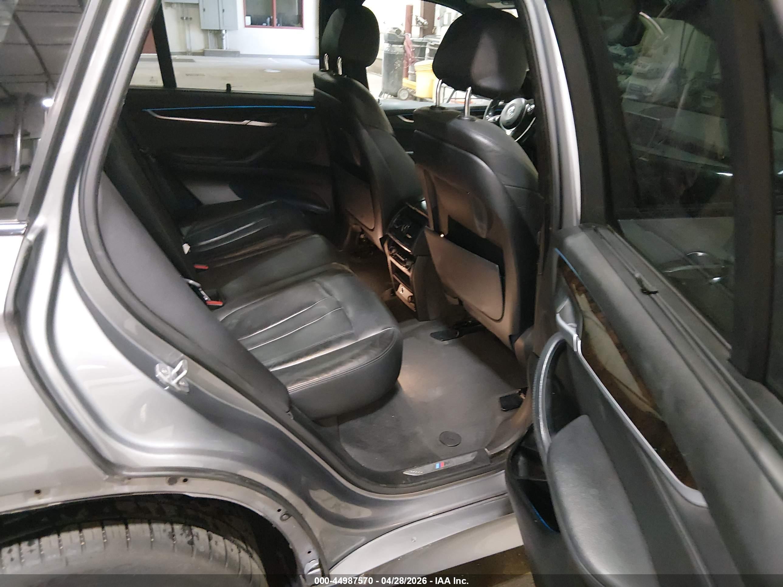 BMW X5 image 8
