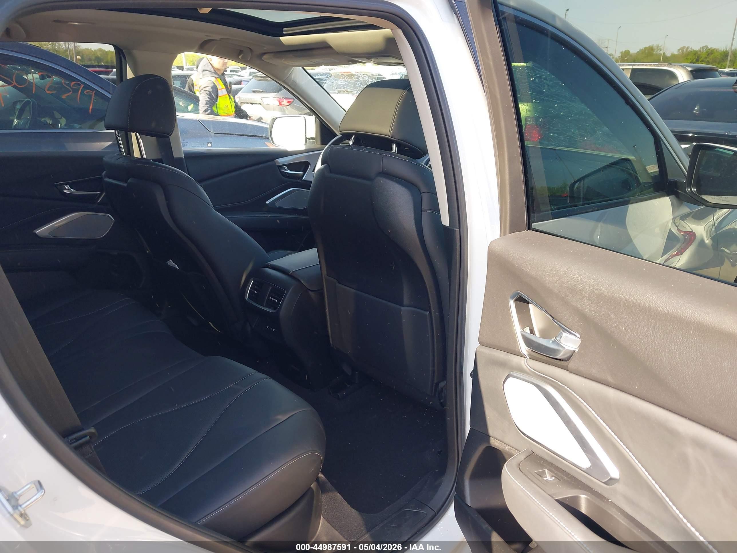 ACURA RDX image 8