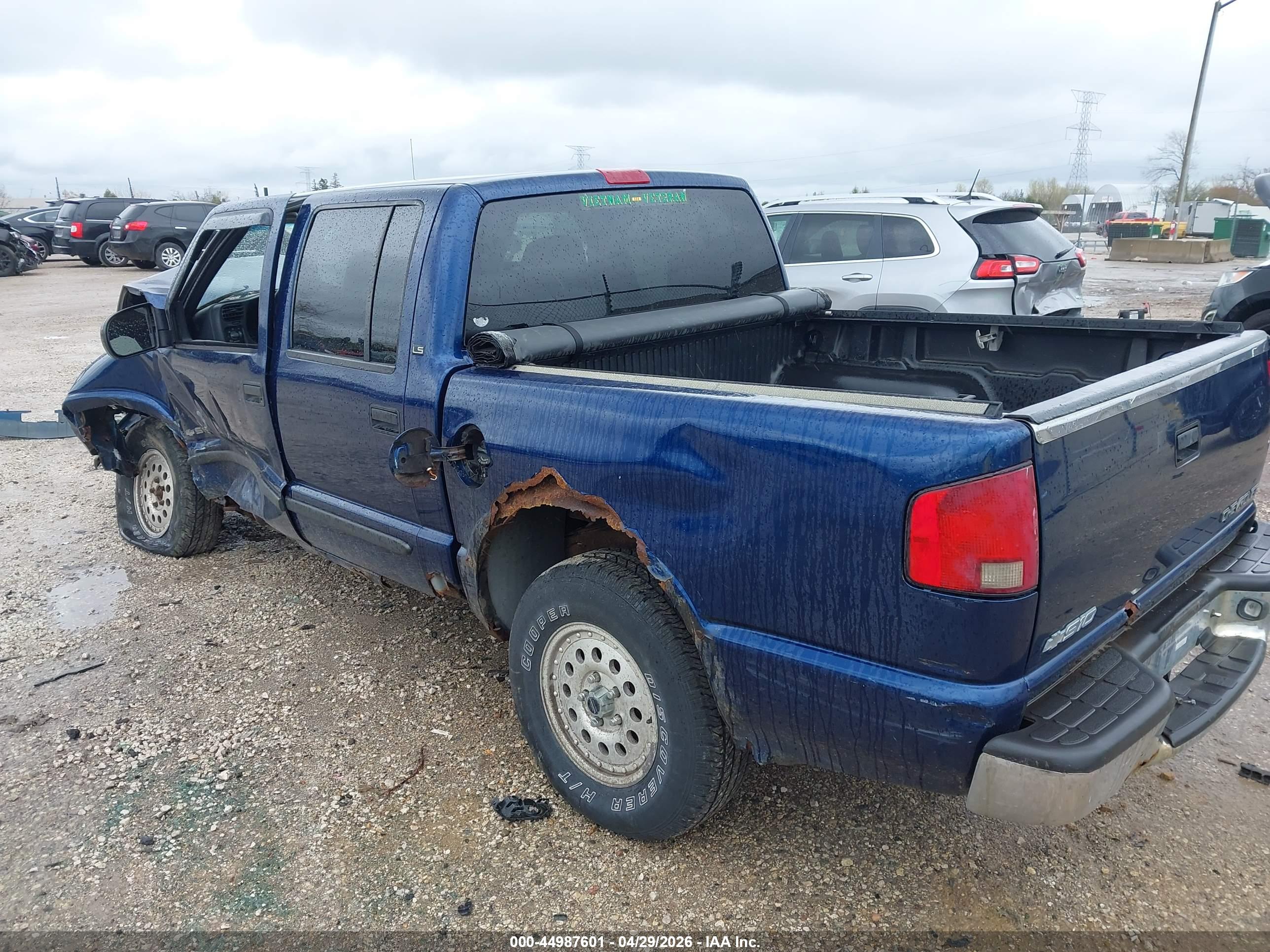 CHEVROLET S-10 image 3