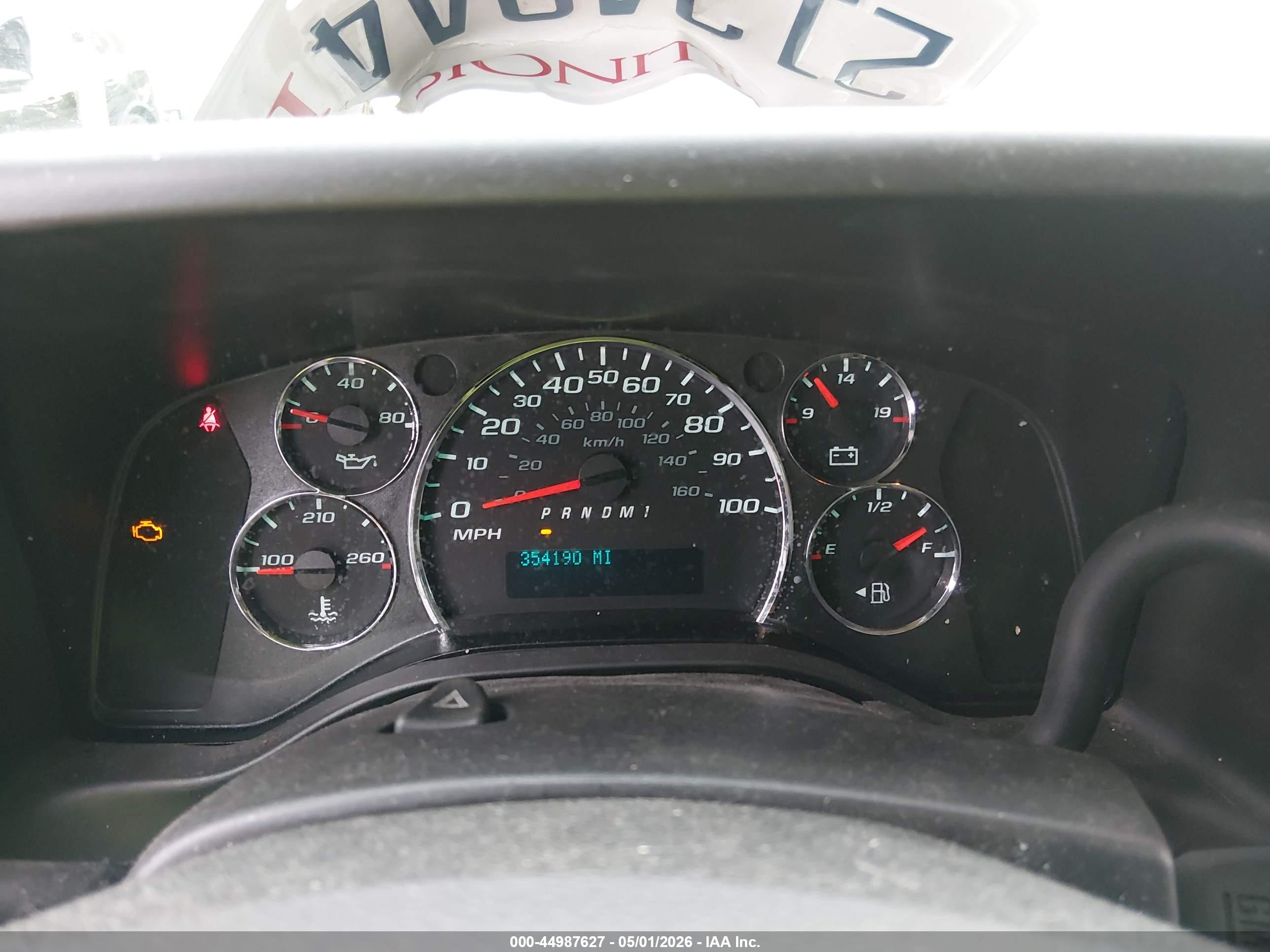 CHEVROLET EXPRESS image 7