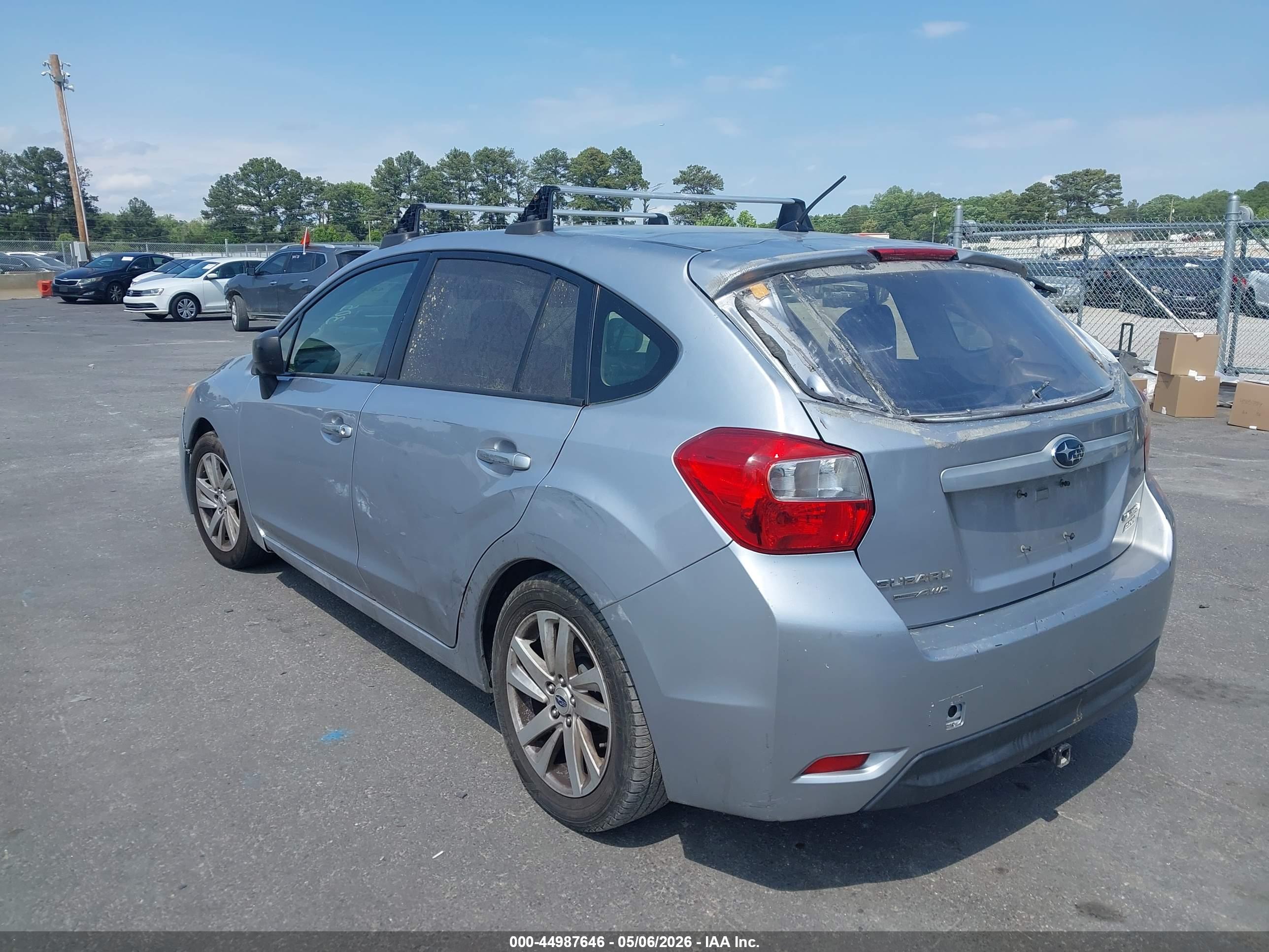 SUBARU IMPREZA image 3