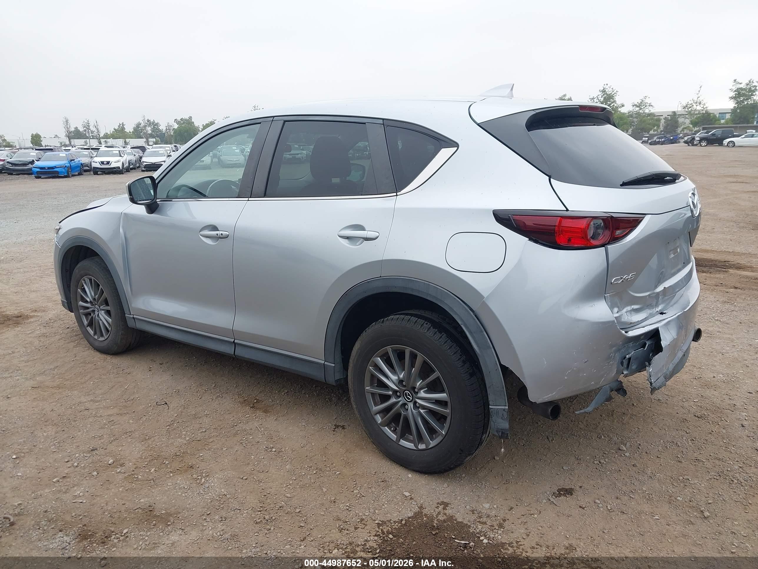 MAZDA CX-5 image 3