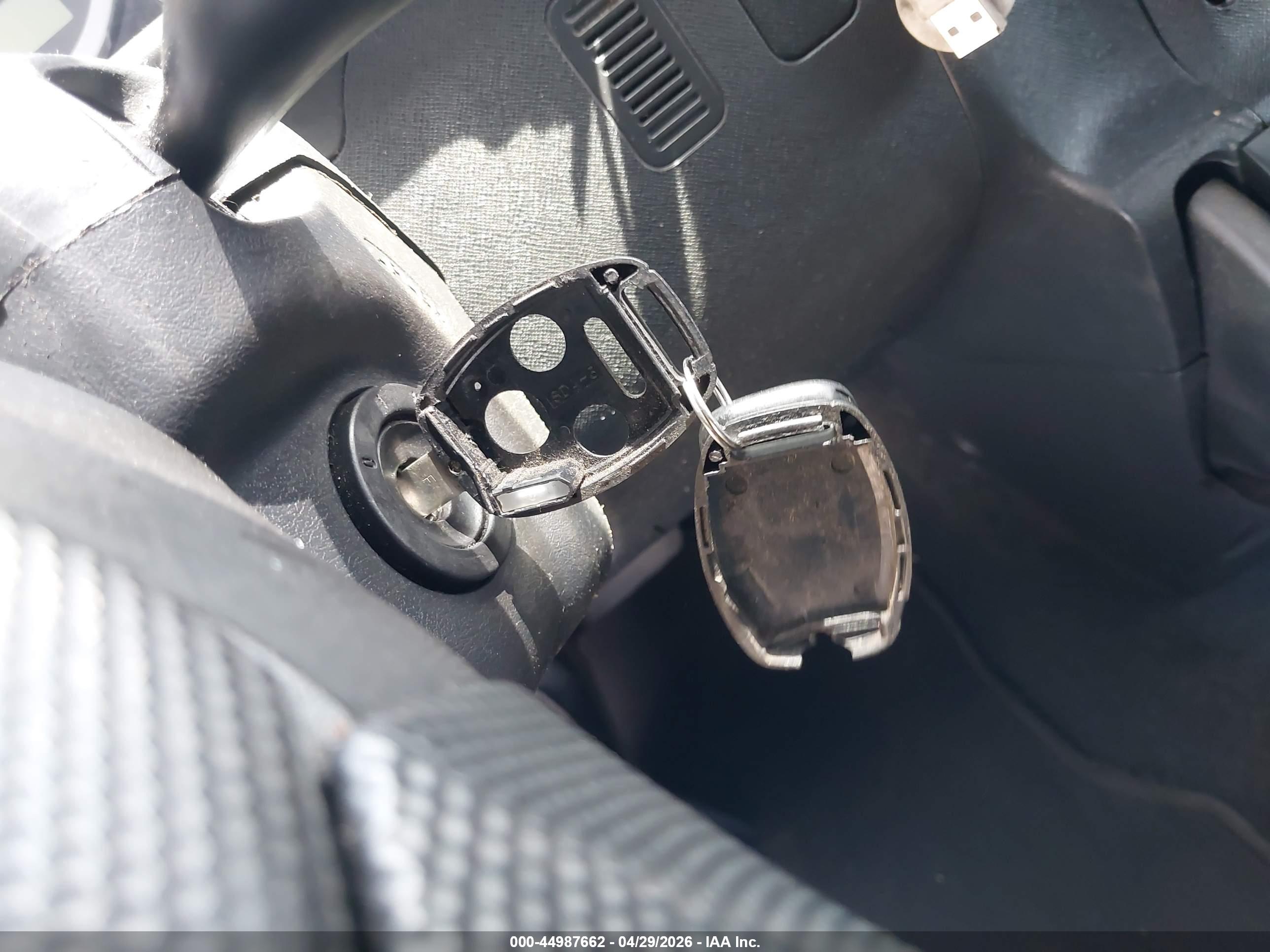 HONDA CR-V image 11