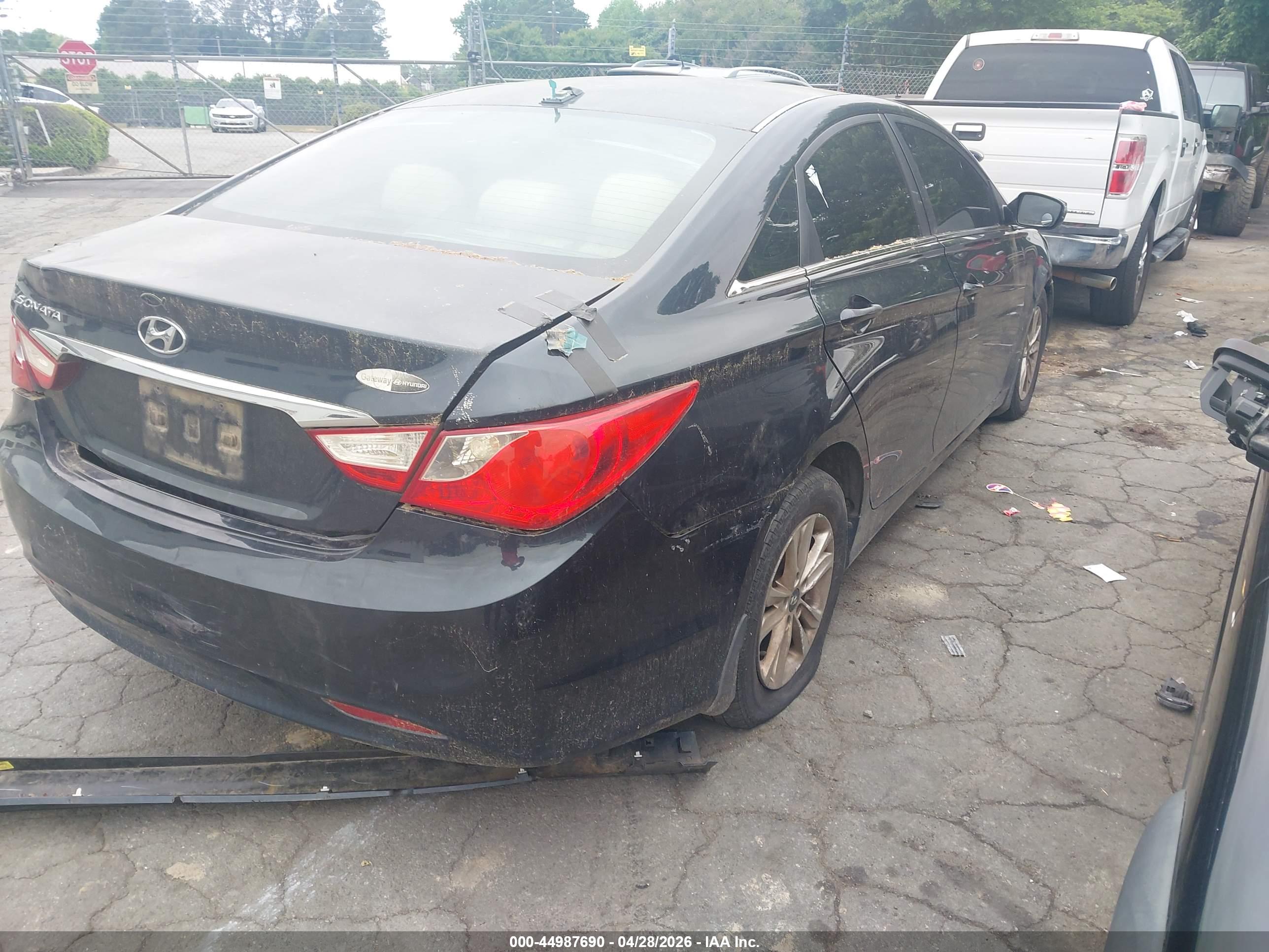 HYUNDAI SONATA image 4