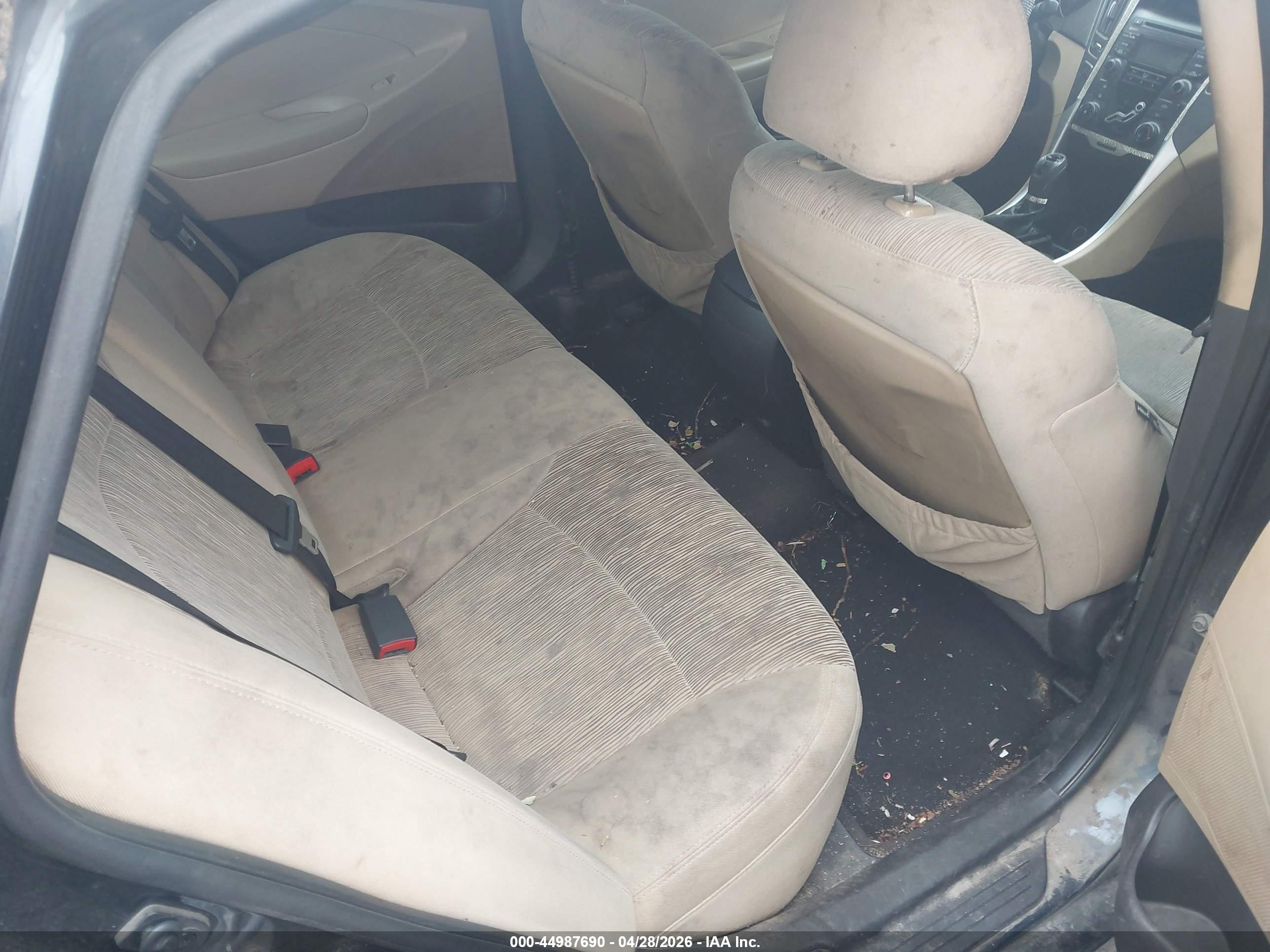 HYUNDAI SONATA image 8