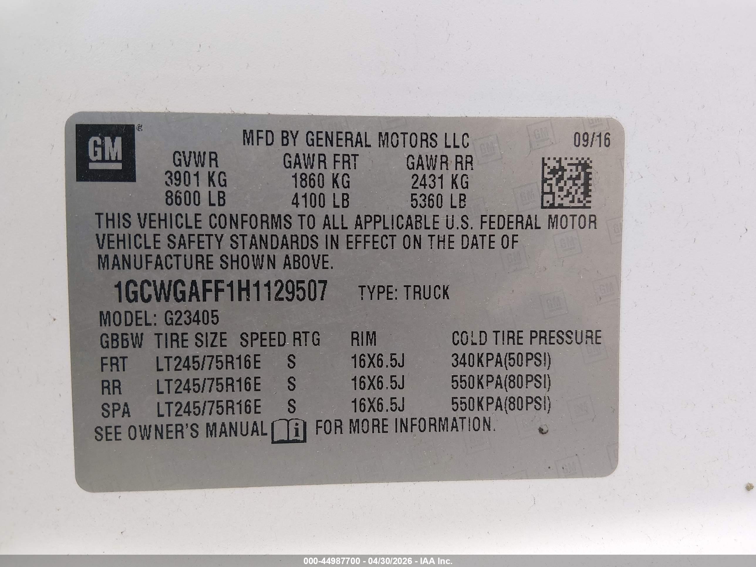 CHEVROLET EXPRESS image 9