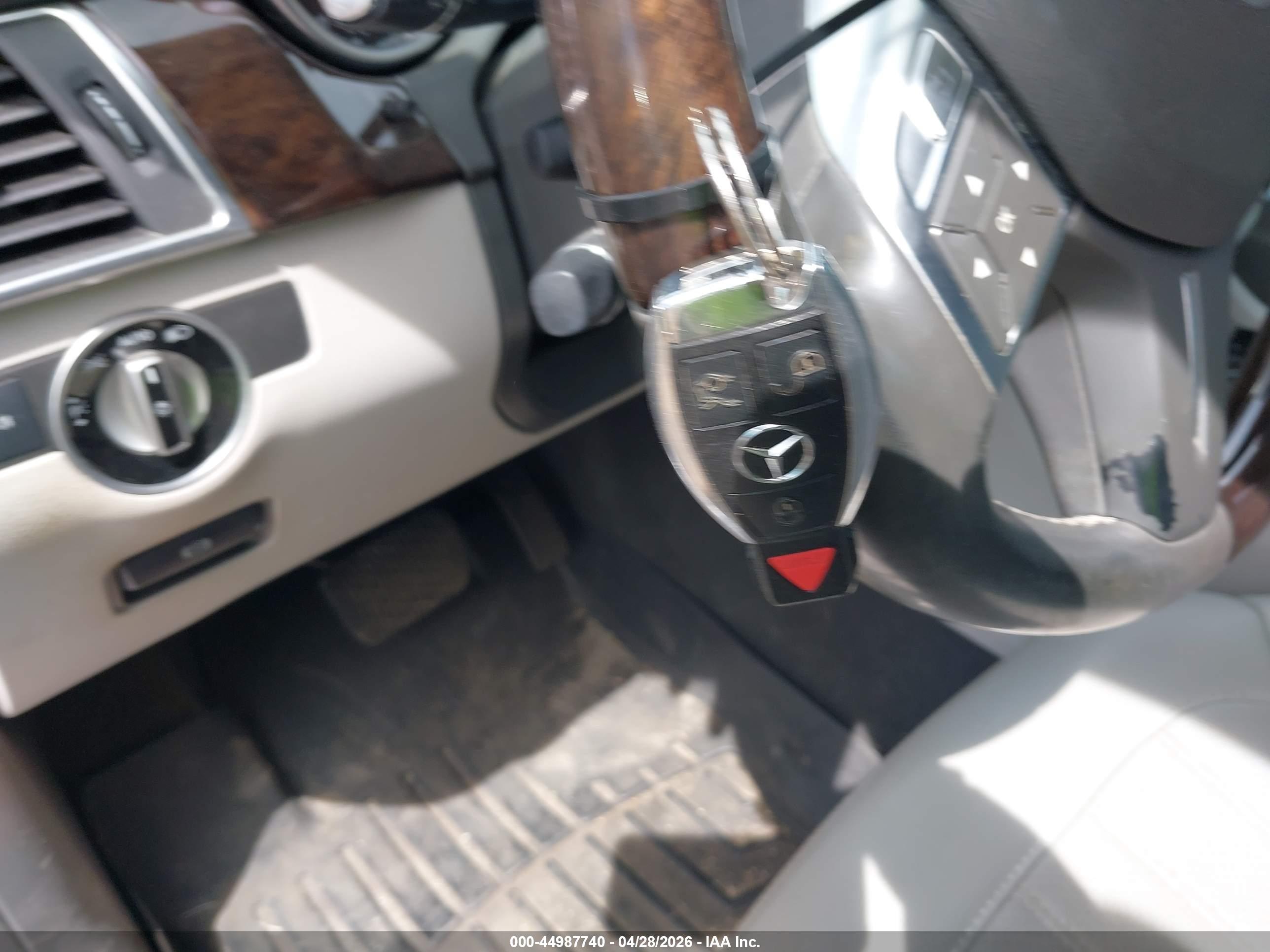 MERCEDES-BENZ GL image 11
