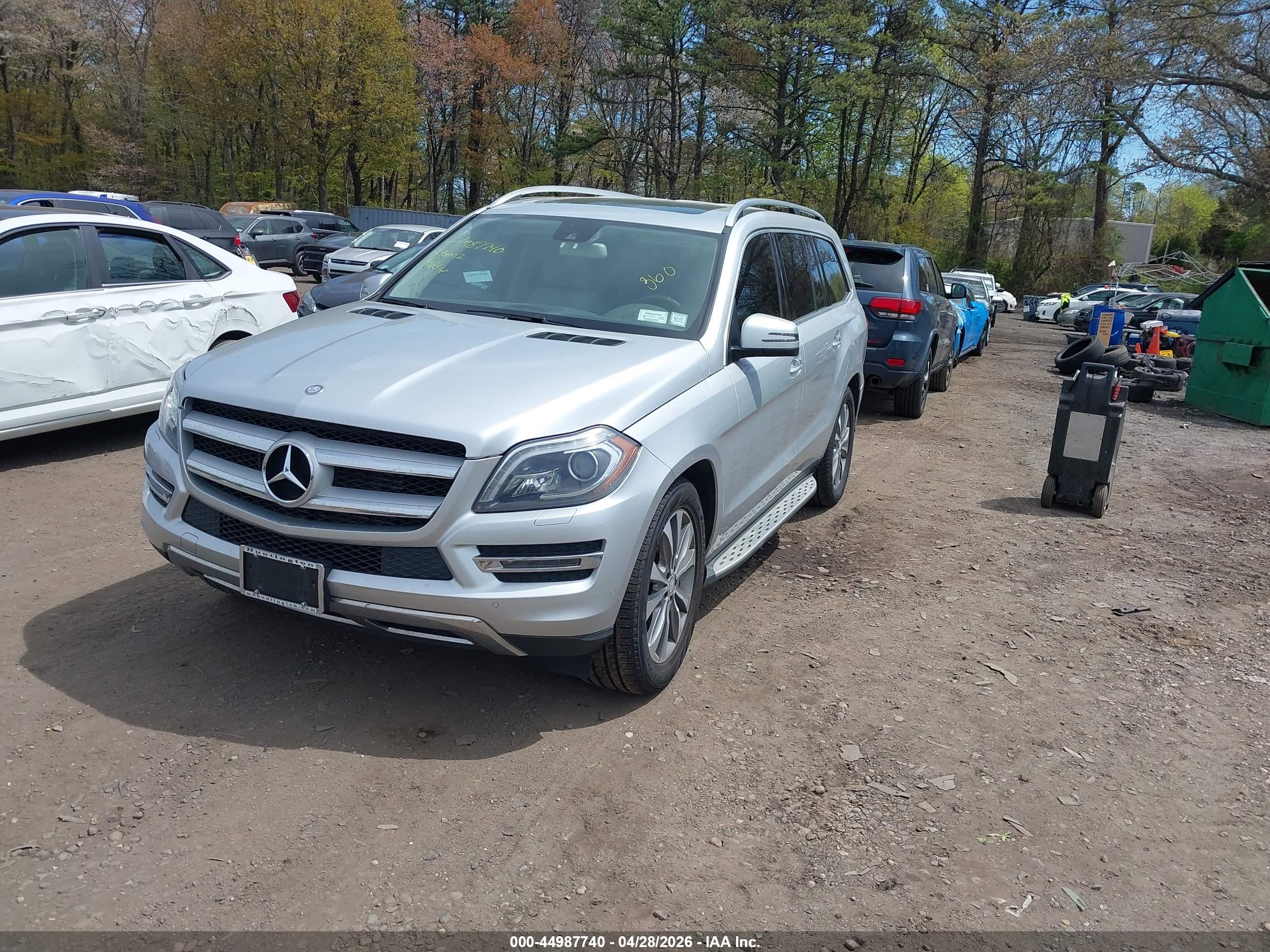 MERCEDES-BENZ GL image 2