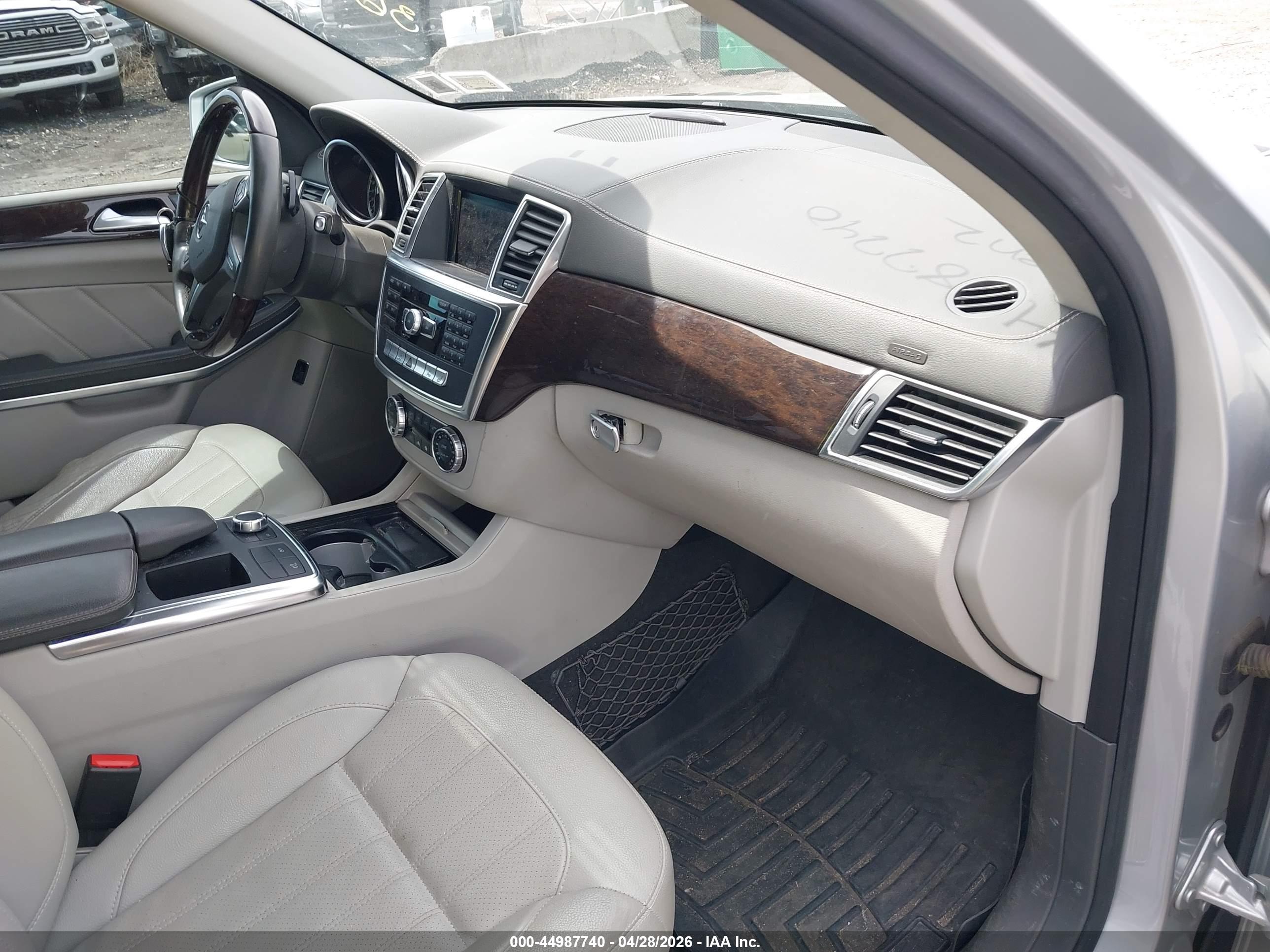 MERCEDES-BENZ GL image 5