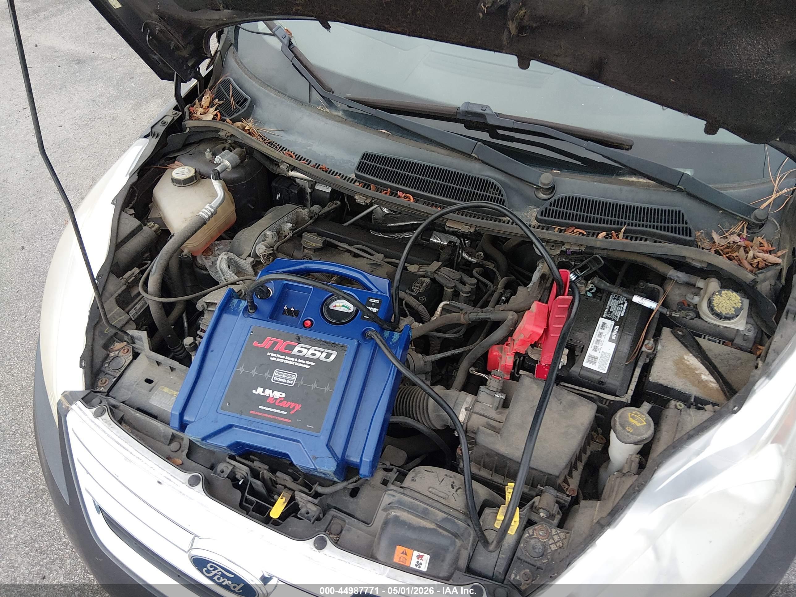 FORD FIESTA image 10