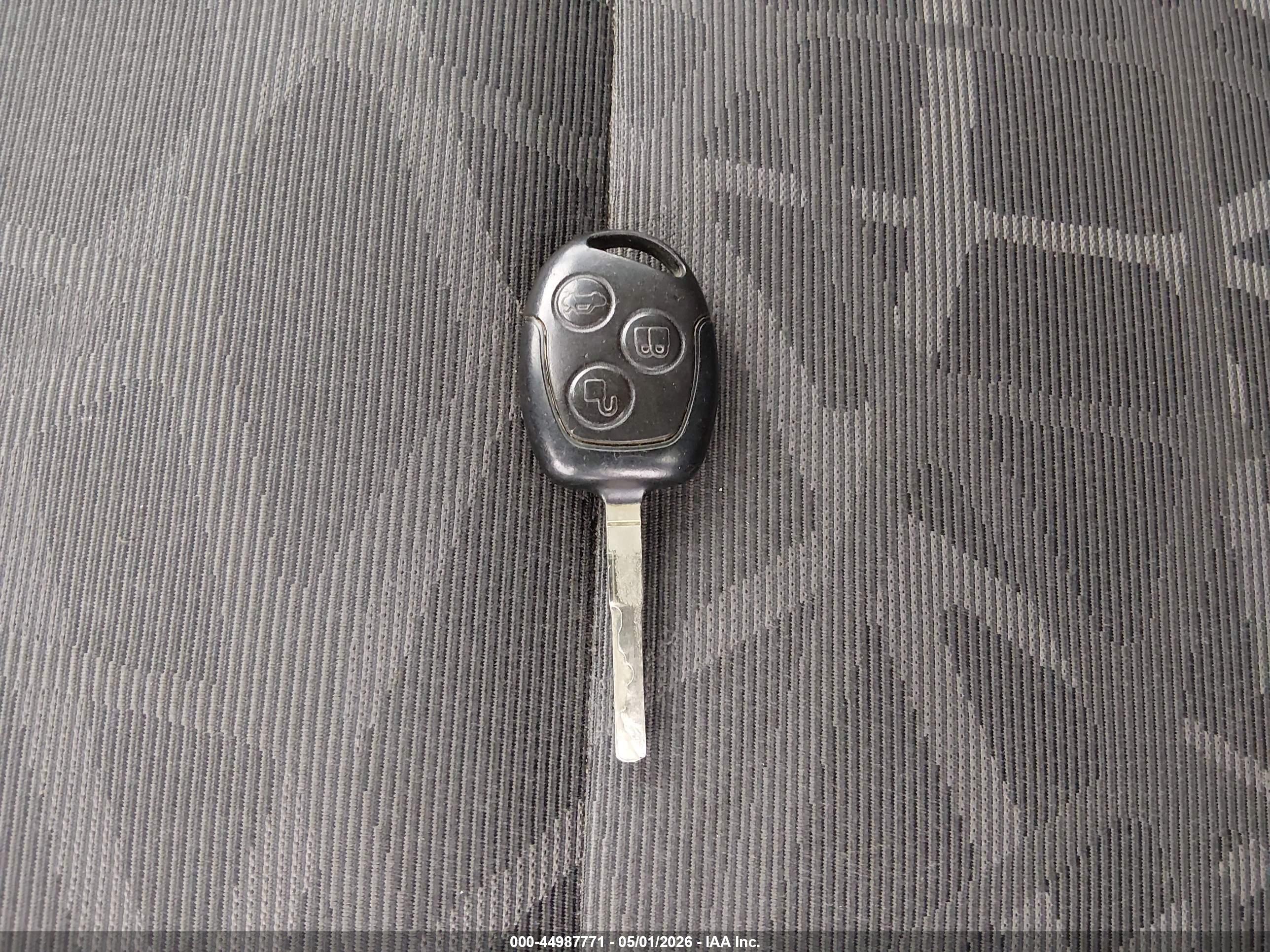 FORD FIESTA image 11