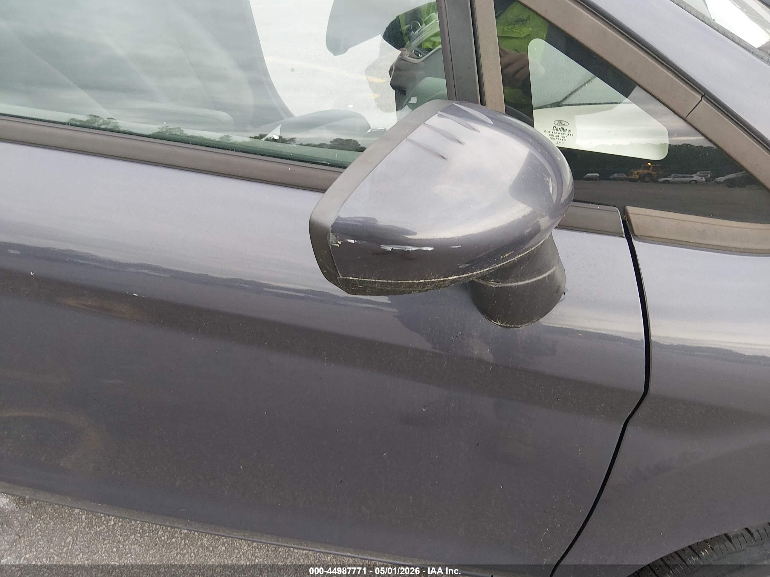 FORD FIESTA image 6
