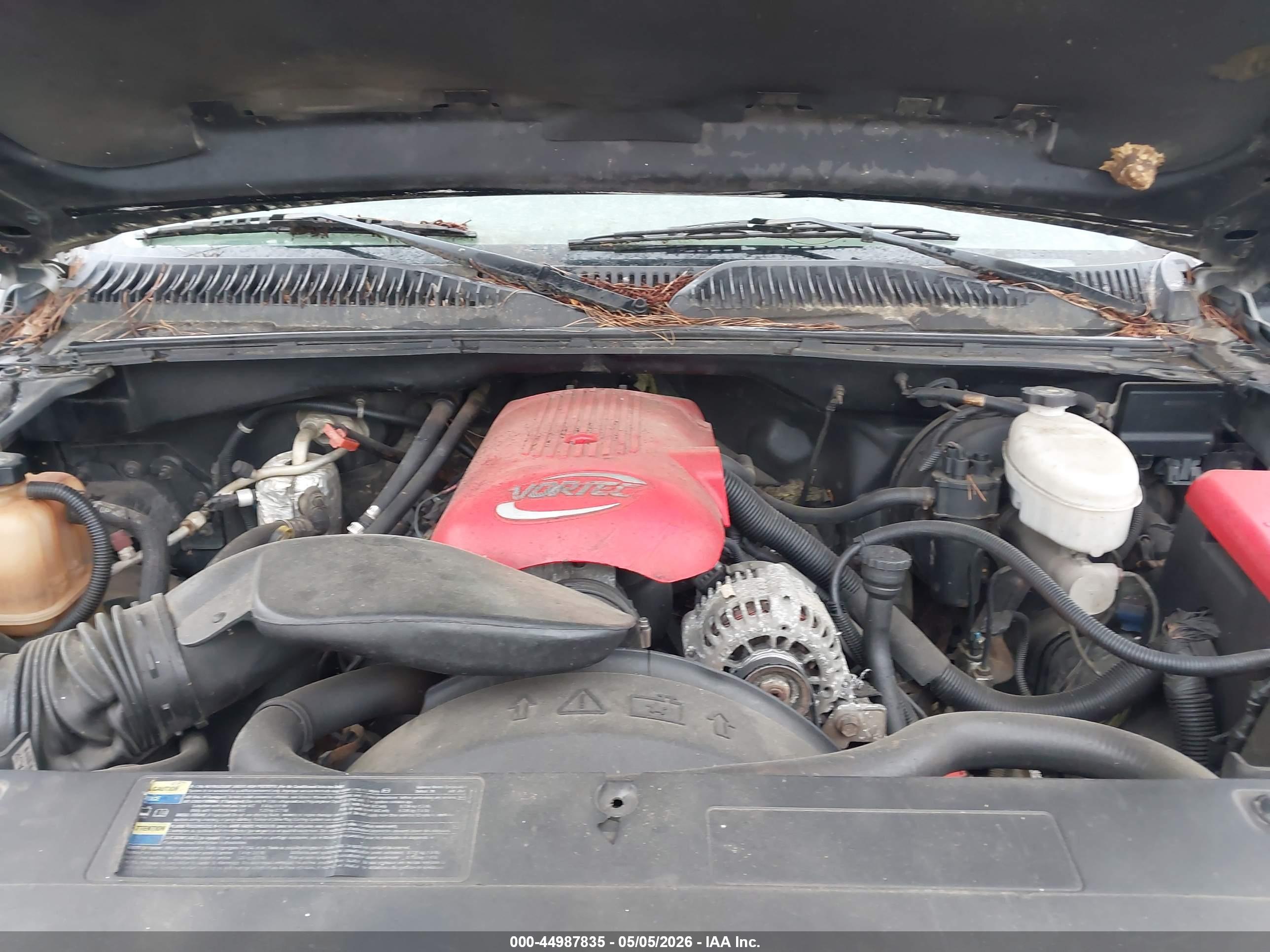 CHEVROLET SILVERADO image 10