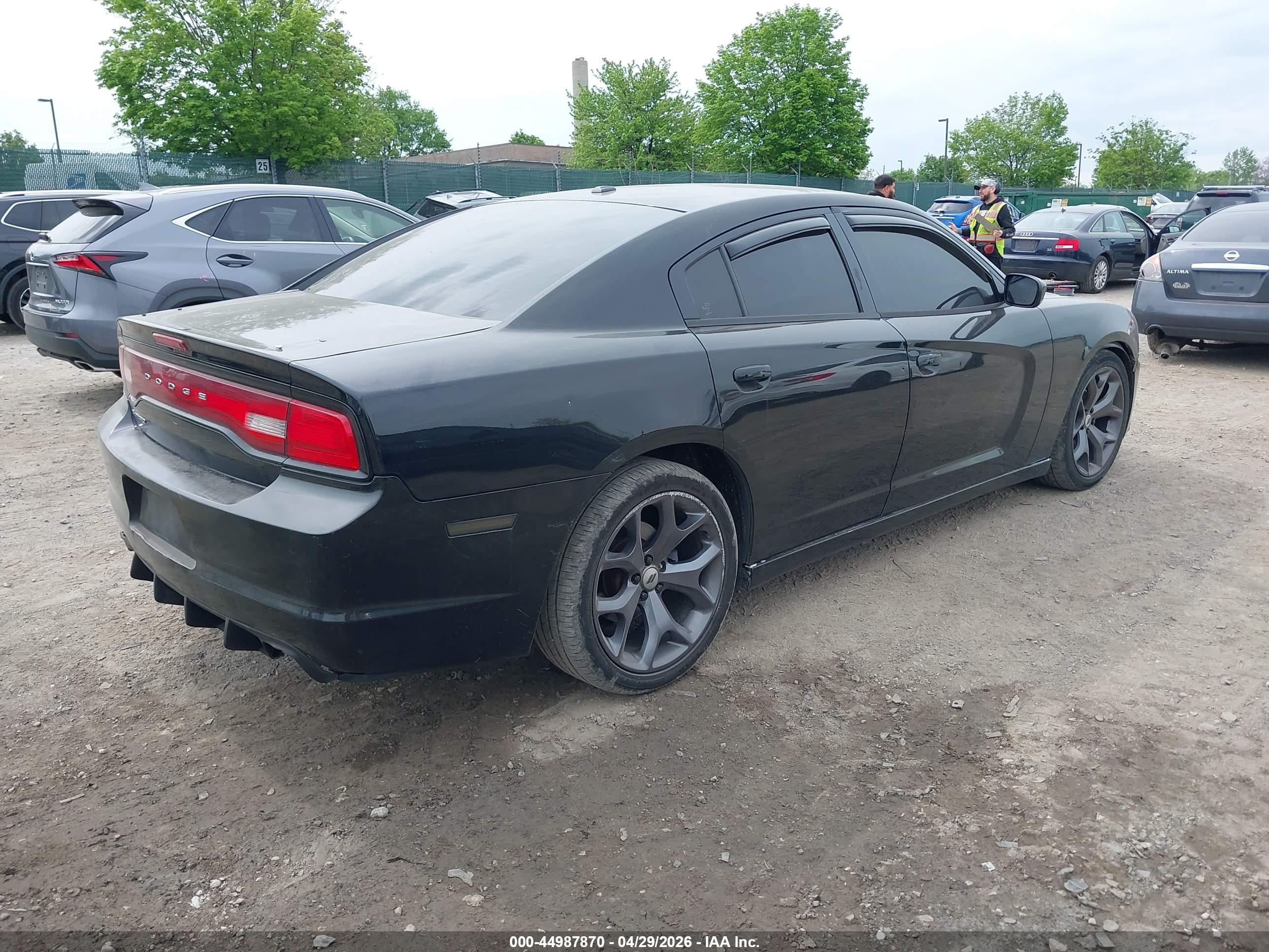 DODGE CHARGER image 4