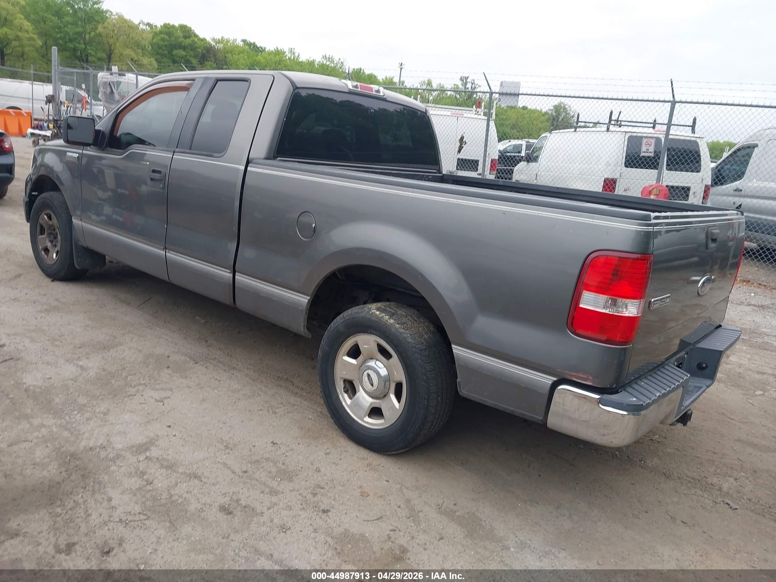 FORD F-150 image 3