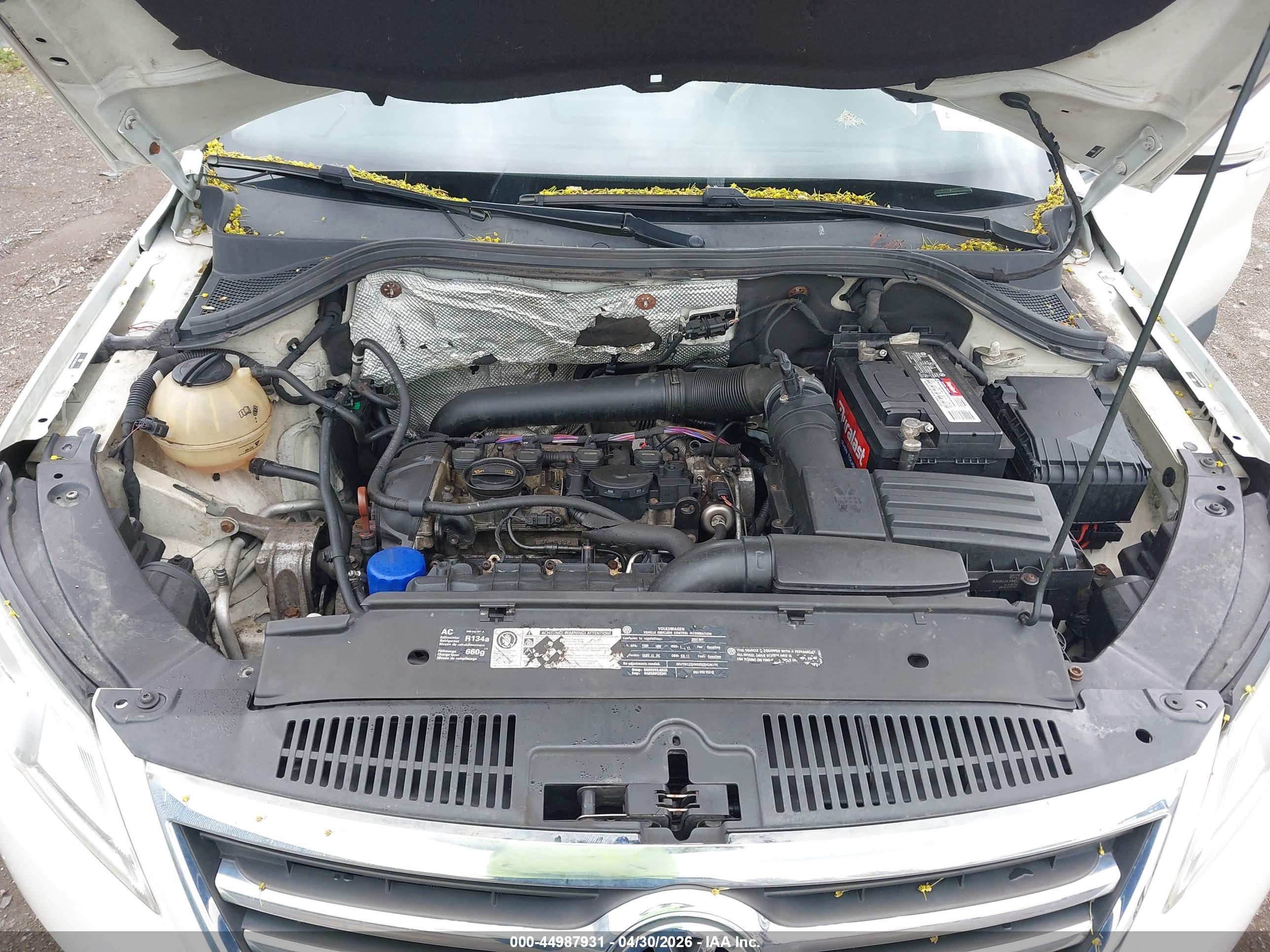 VOLKSWAGEN TIGUAN image 10