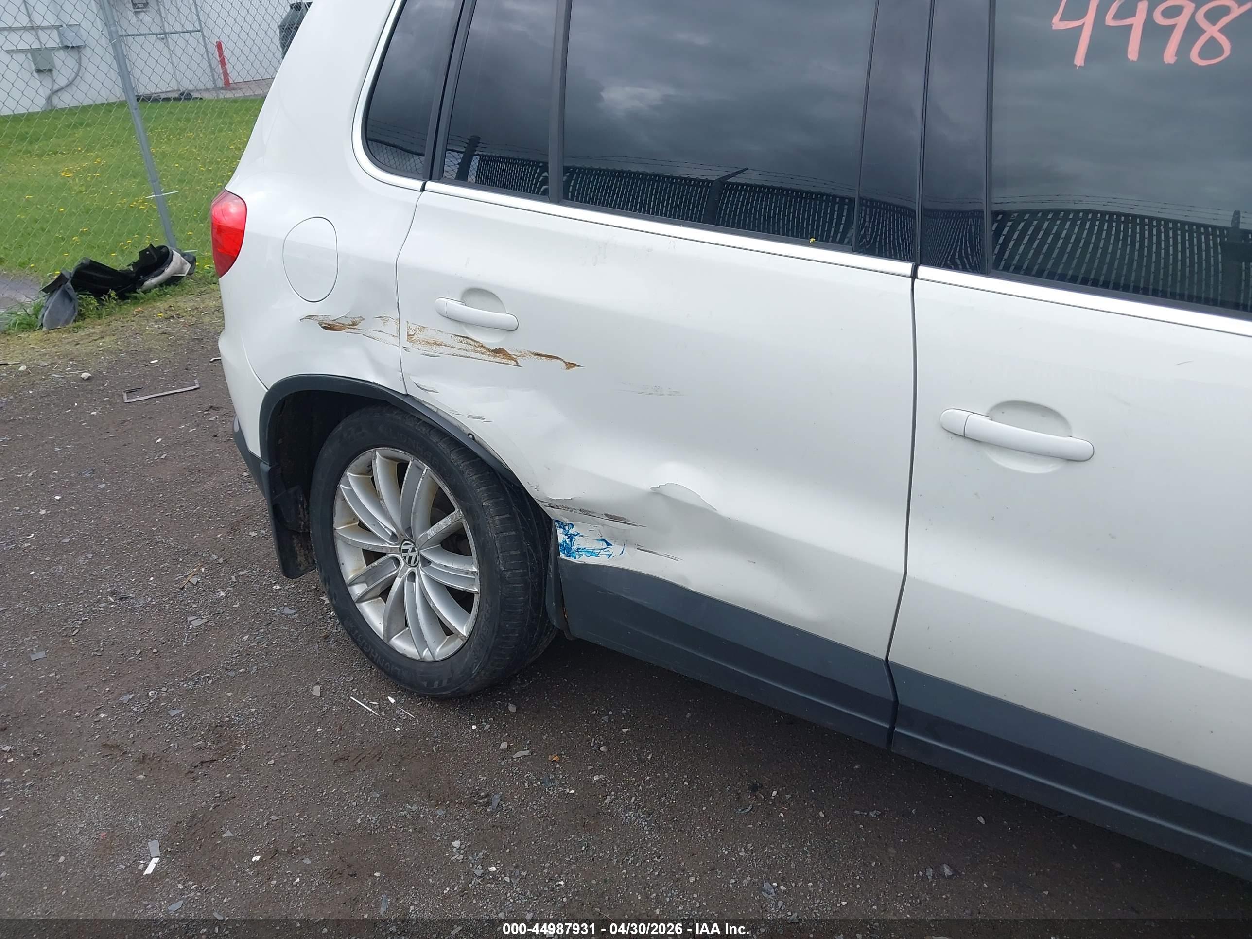 VOLKSWAGEN TIGUAN image 6