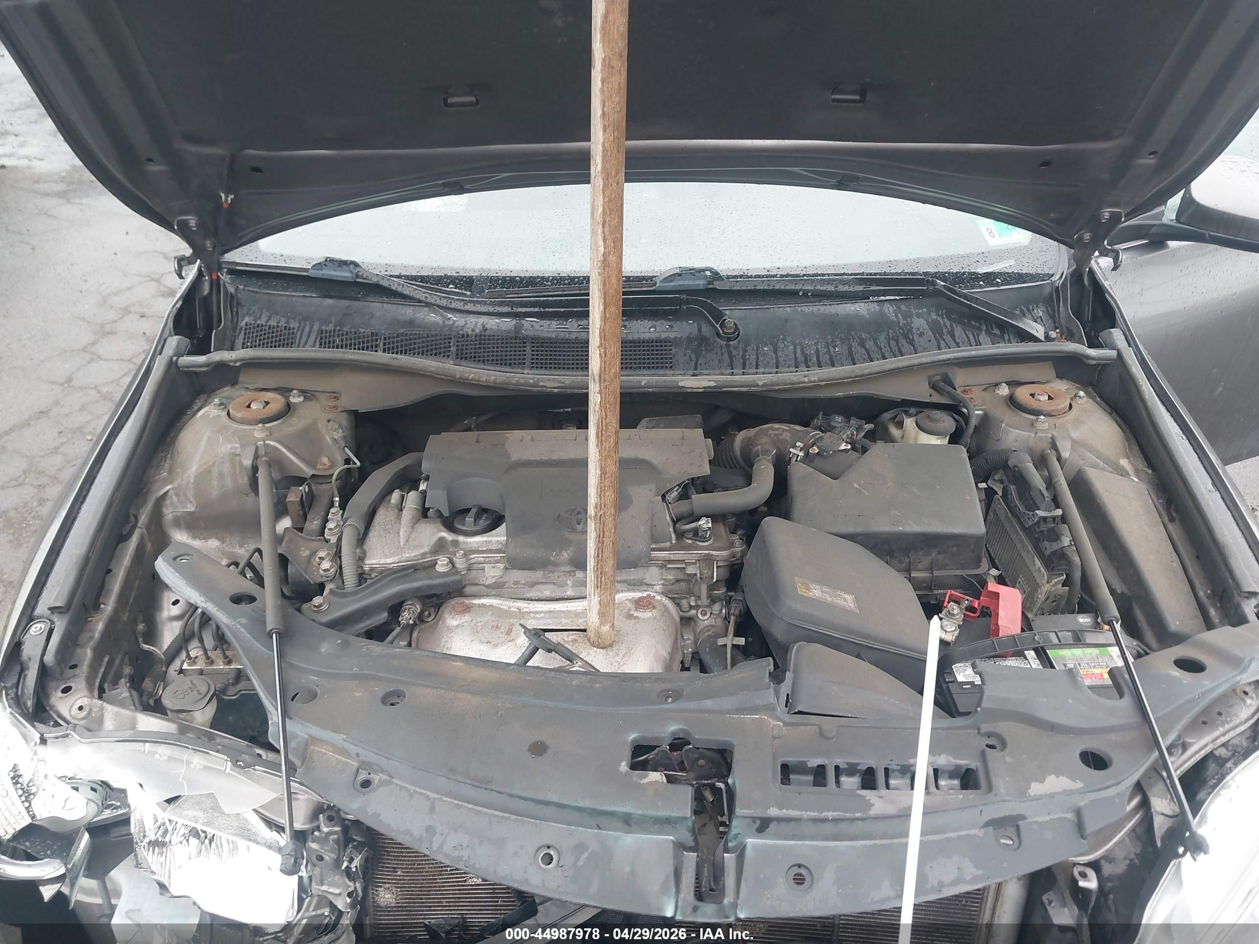 TOYOTA CAMRY image 10
