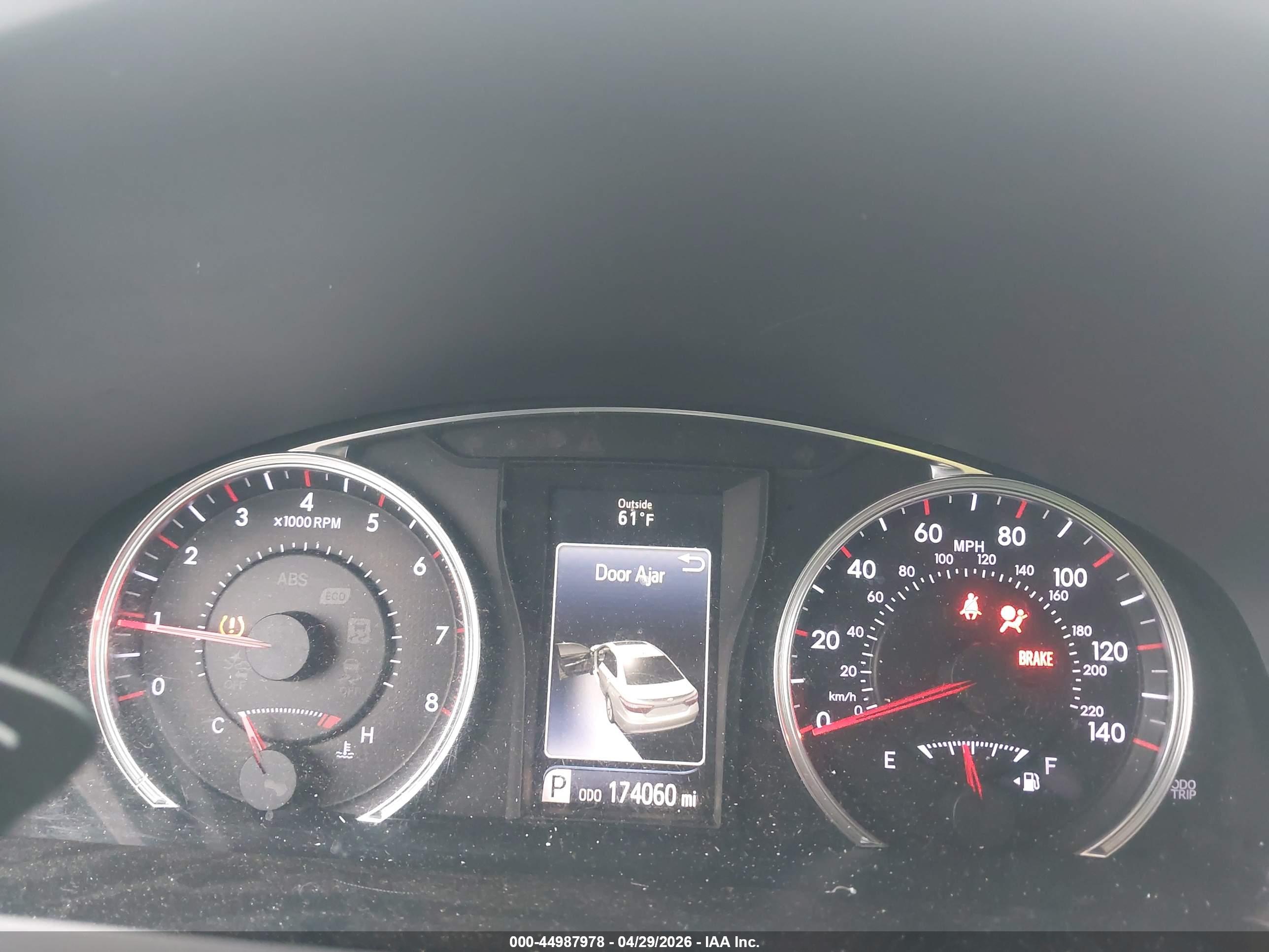 TOYOTA CAMRY image 7