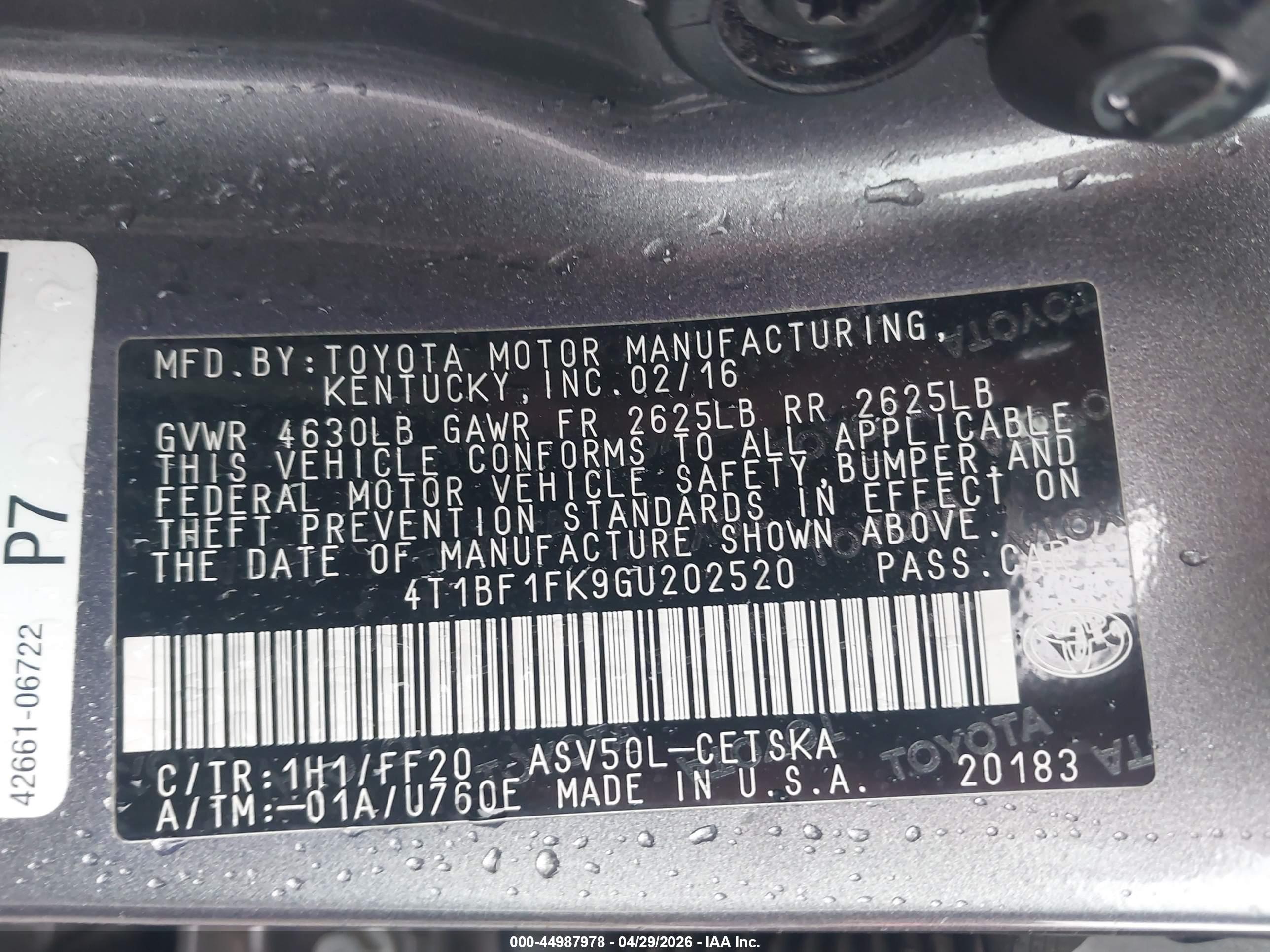 TOYOTA CAMRY image 9