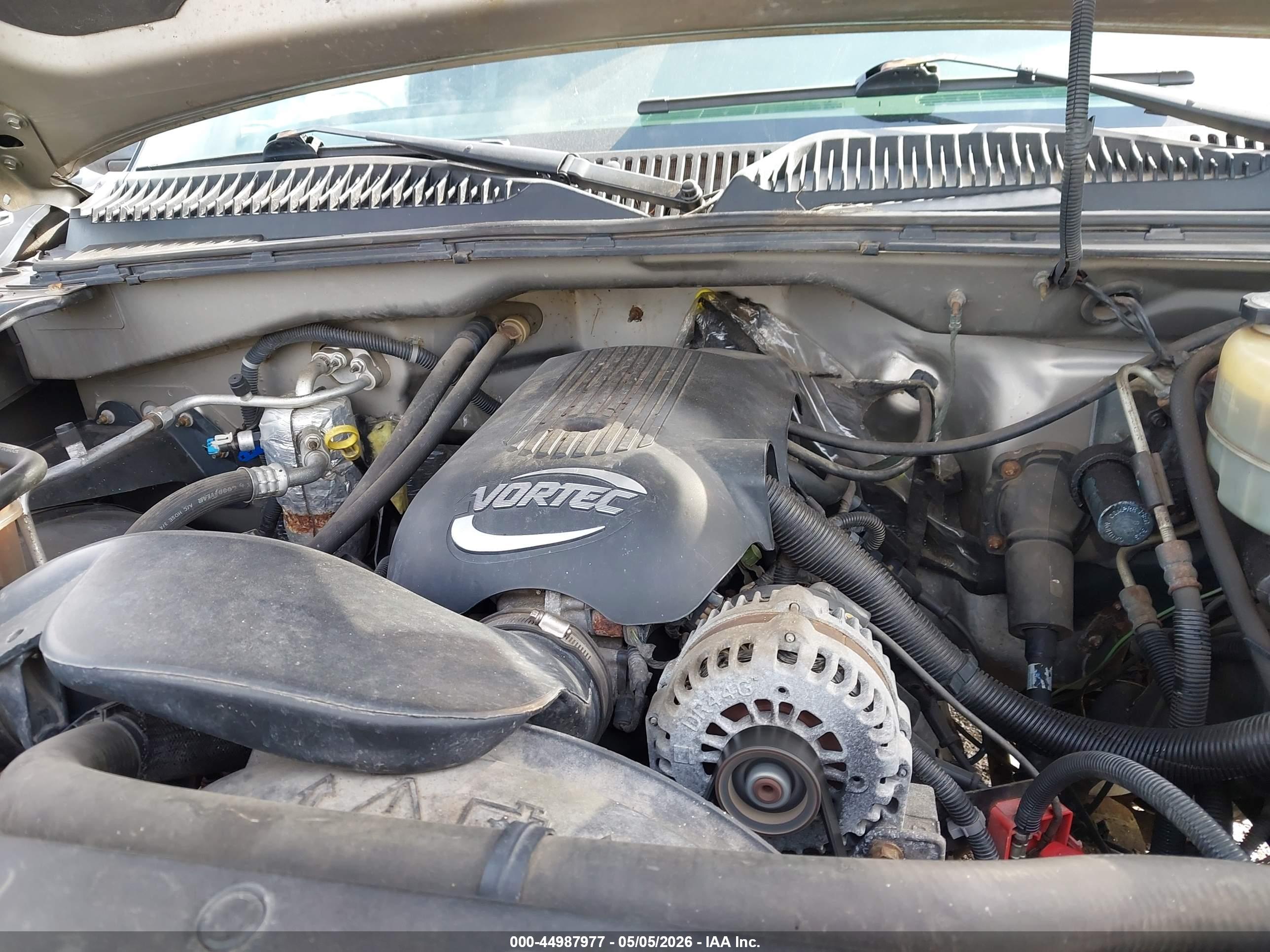 CHEVROLET SILVERADO image 10