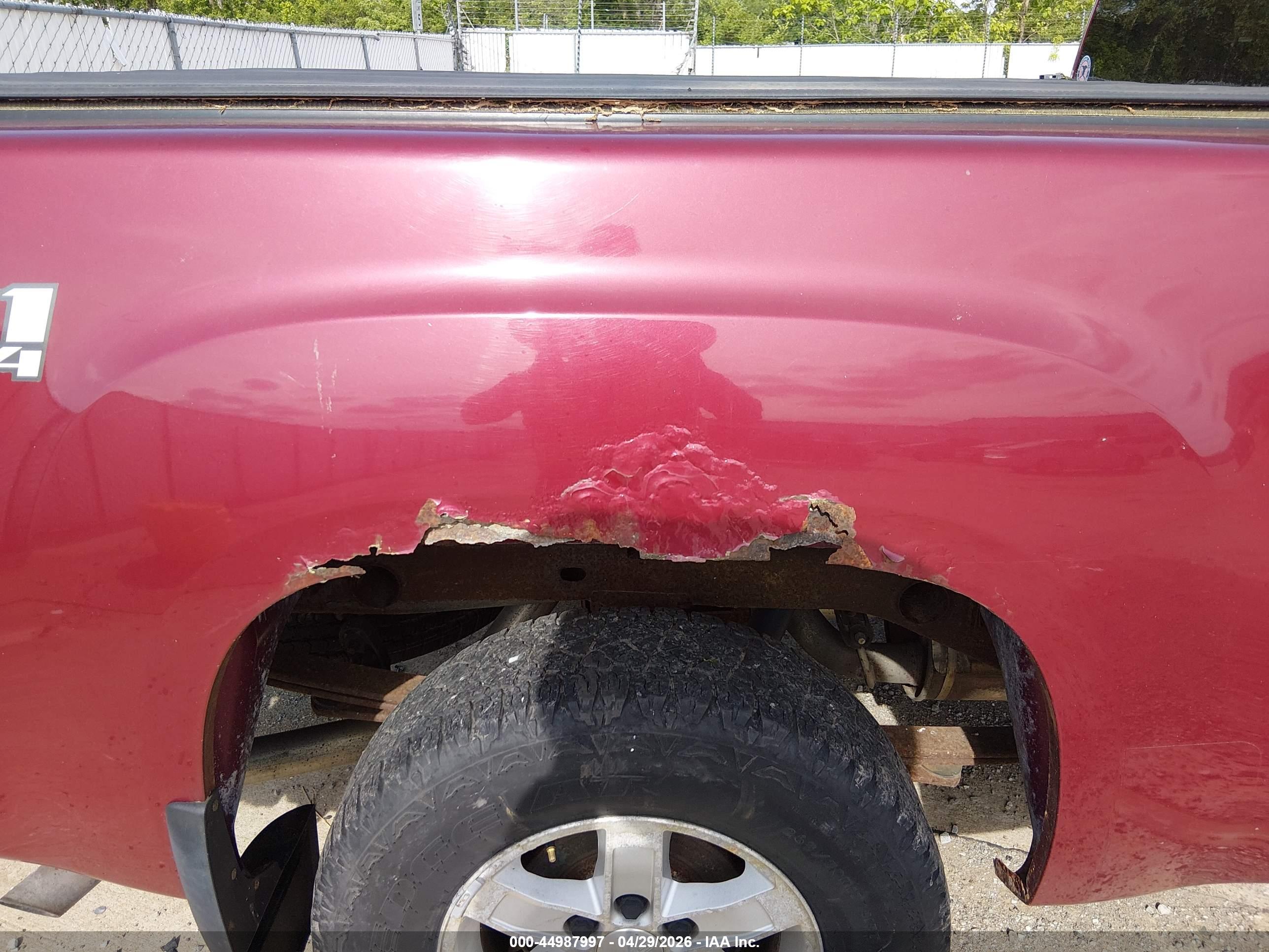 GMC SIERRA image 6